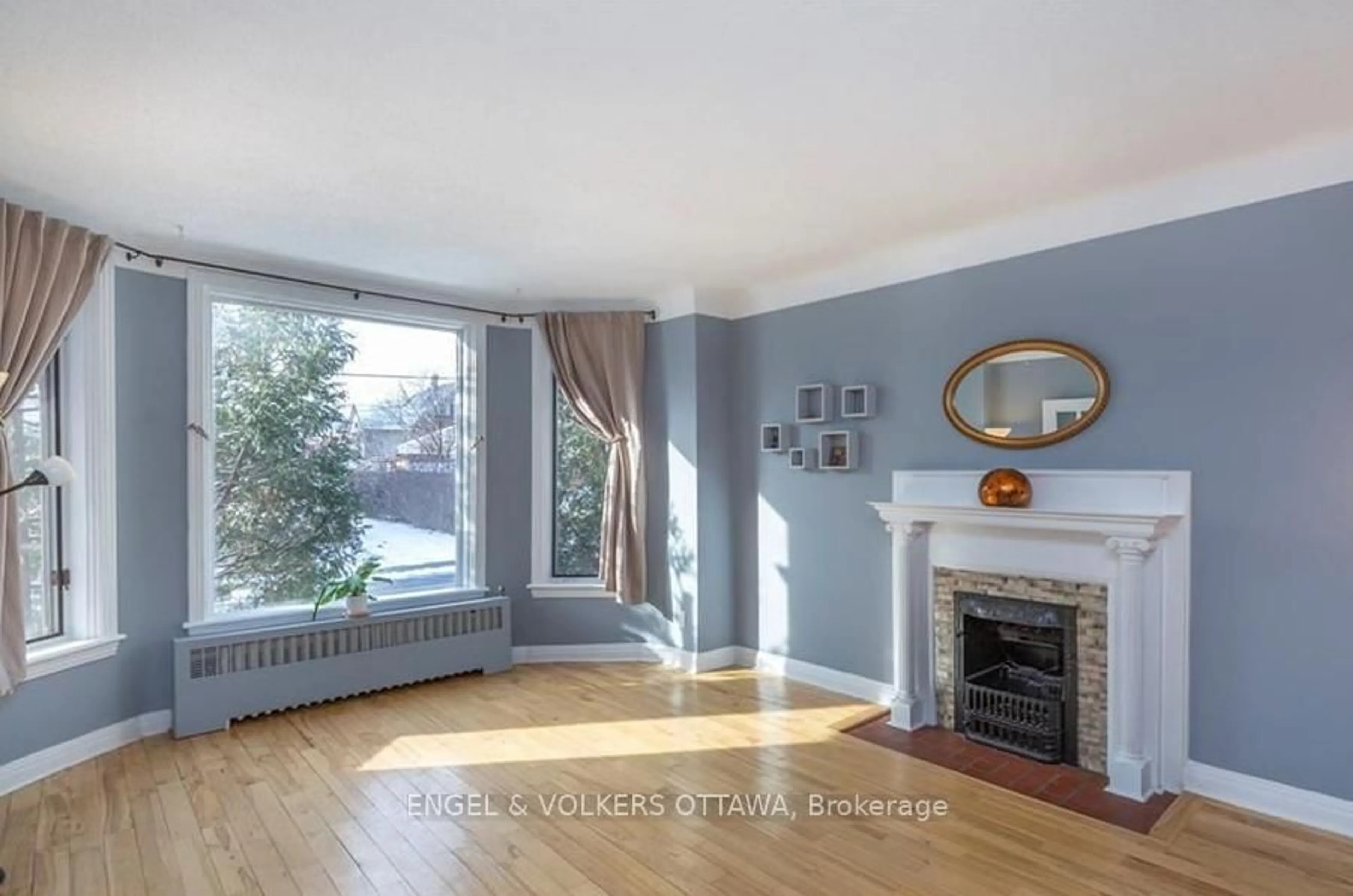 A pic of a room for 219 Cobourg St, Ottawa Ontario K1N 8H9