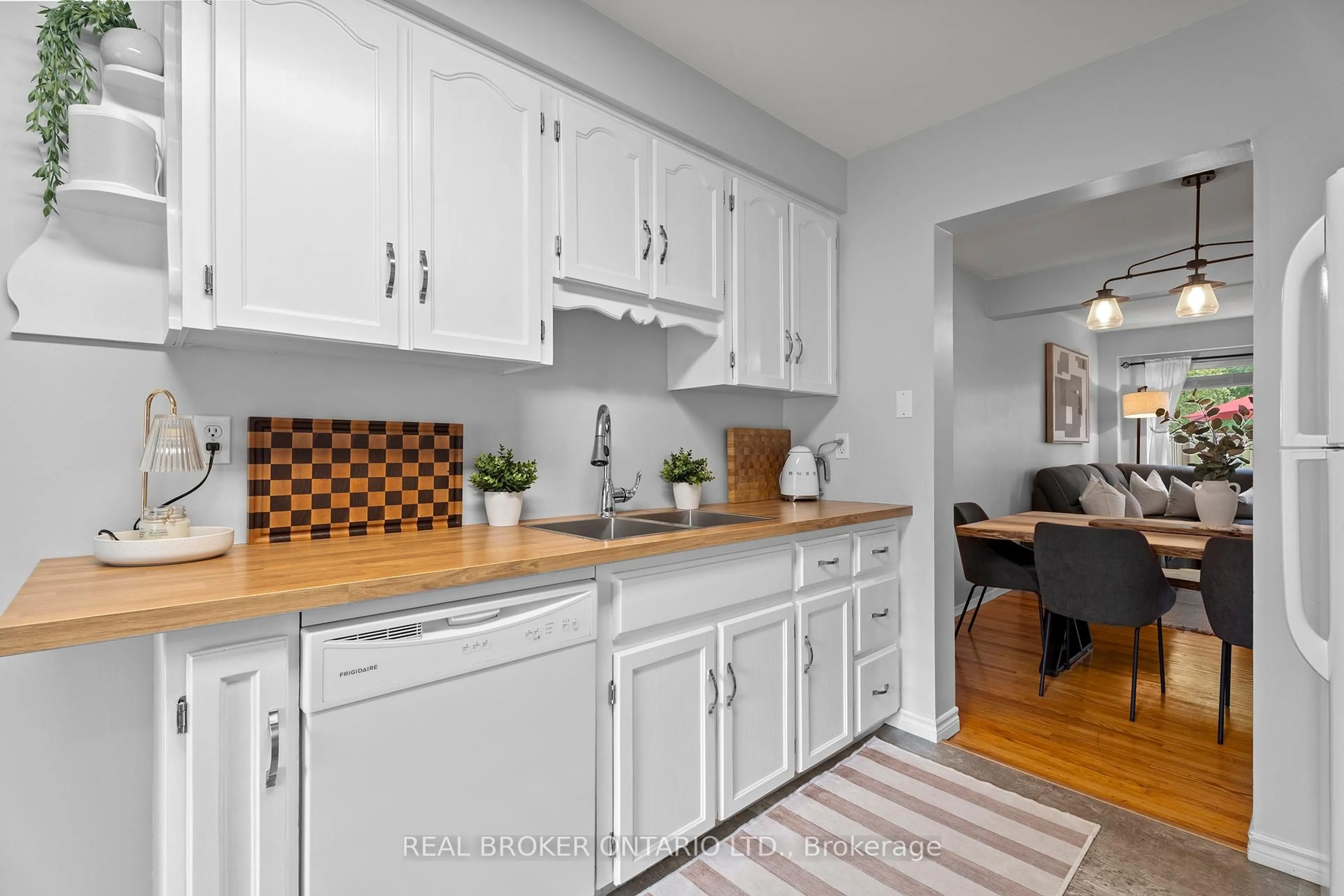 Unknown for 121 Bagot St #2, Guelph Ontario N1H 5T8