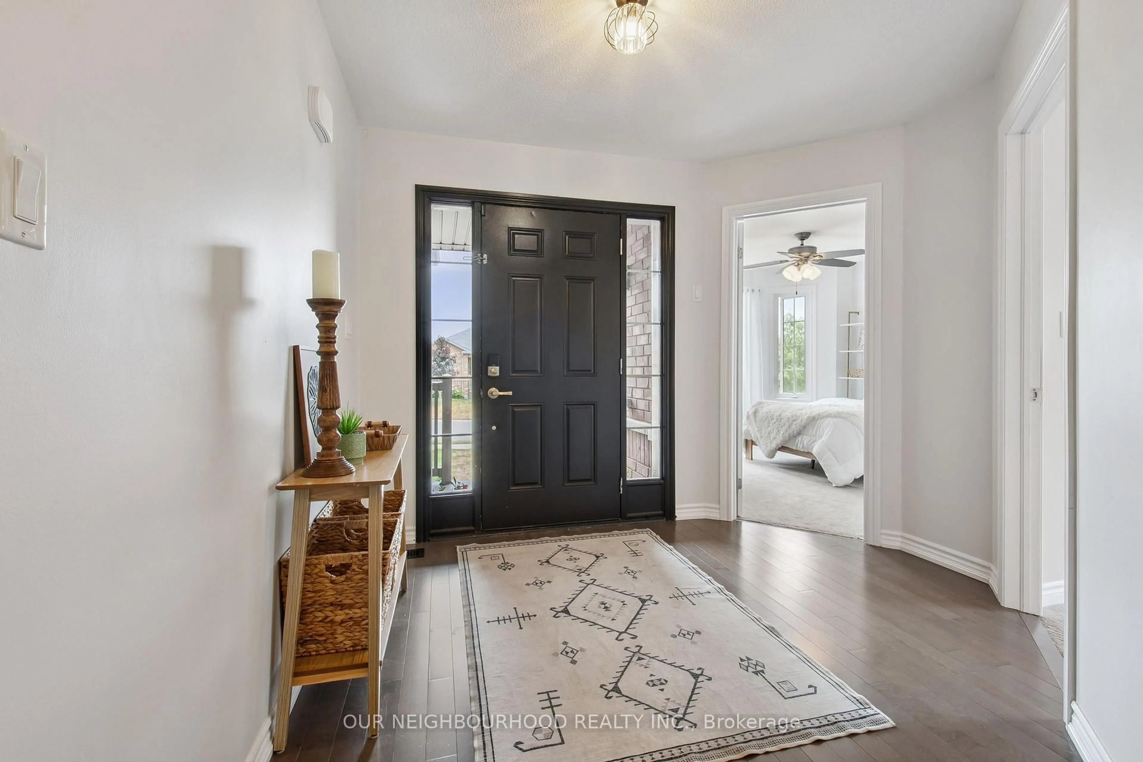 Indoor entryway for 12 Old Trafford Dr, Trent Hills Ontario K0L 1Y0