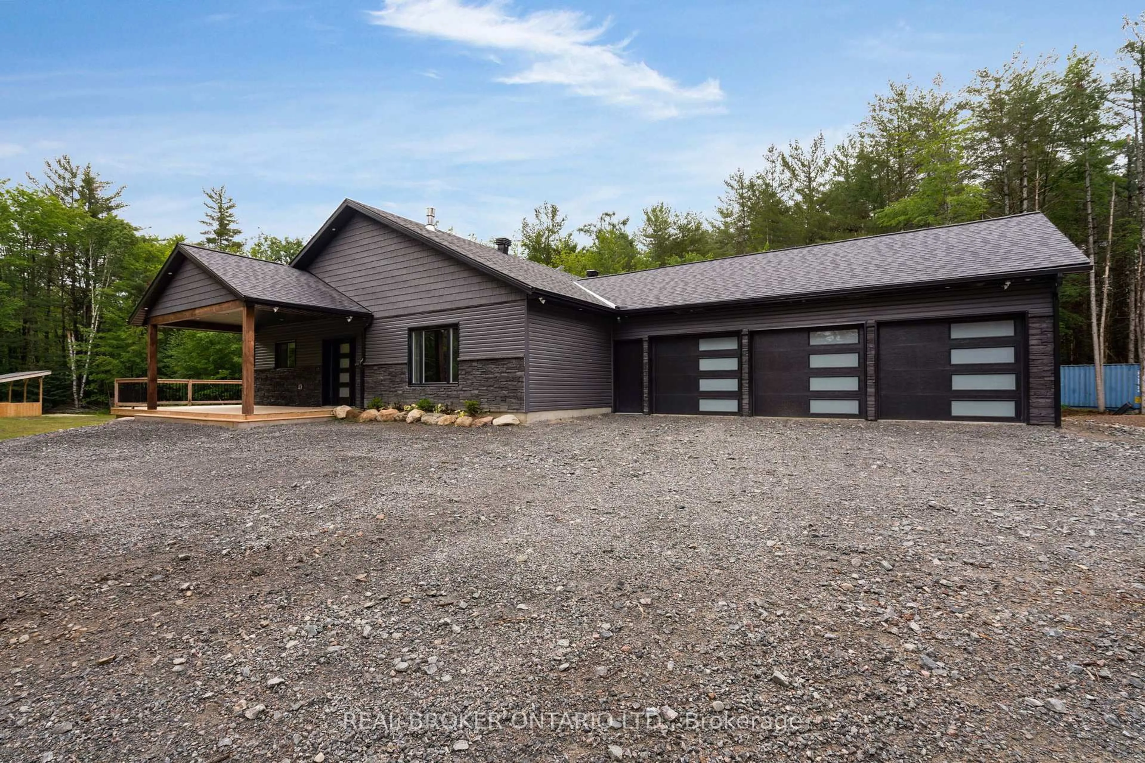 Unknown for 1030 Hawn Rd, Bracebridge Ontario P1L 1X1