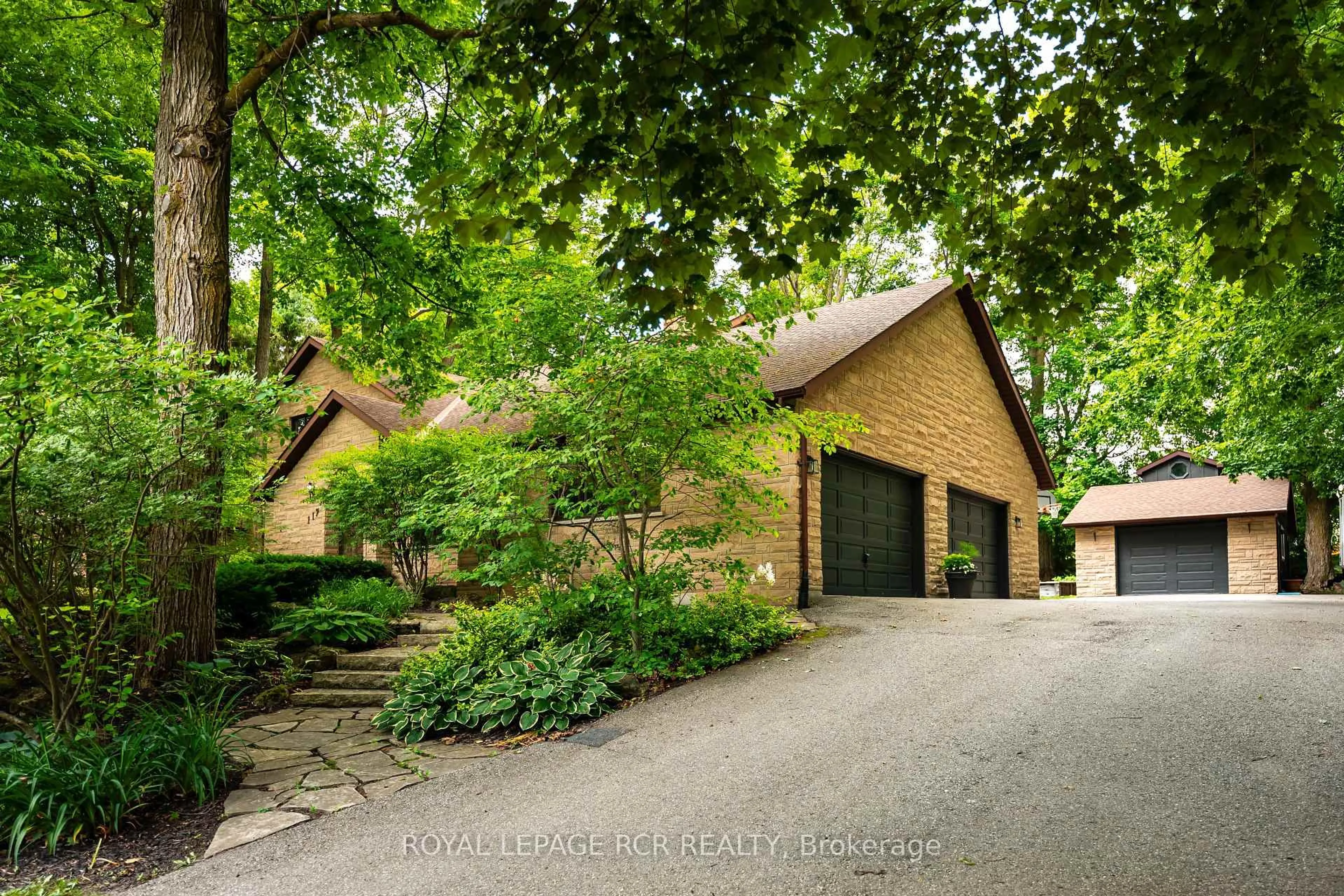 Home with brick exterior material, street for 117 Birch Grve, Shelburne Ontario L9V 2W3