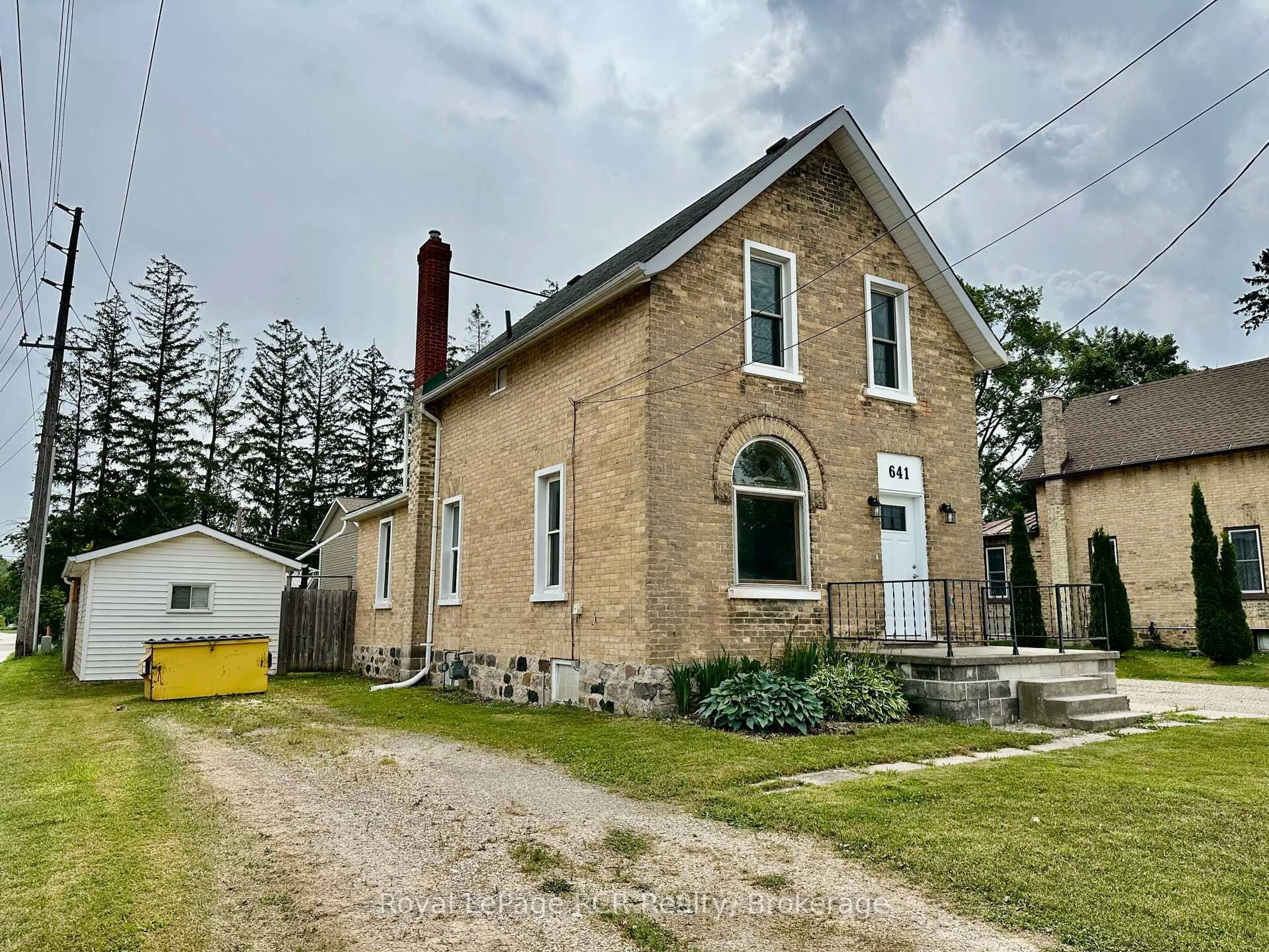 Unknown for 641 10th Ave, Hanover Ontario N4N 2P6