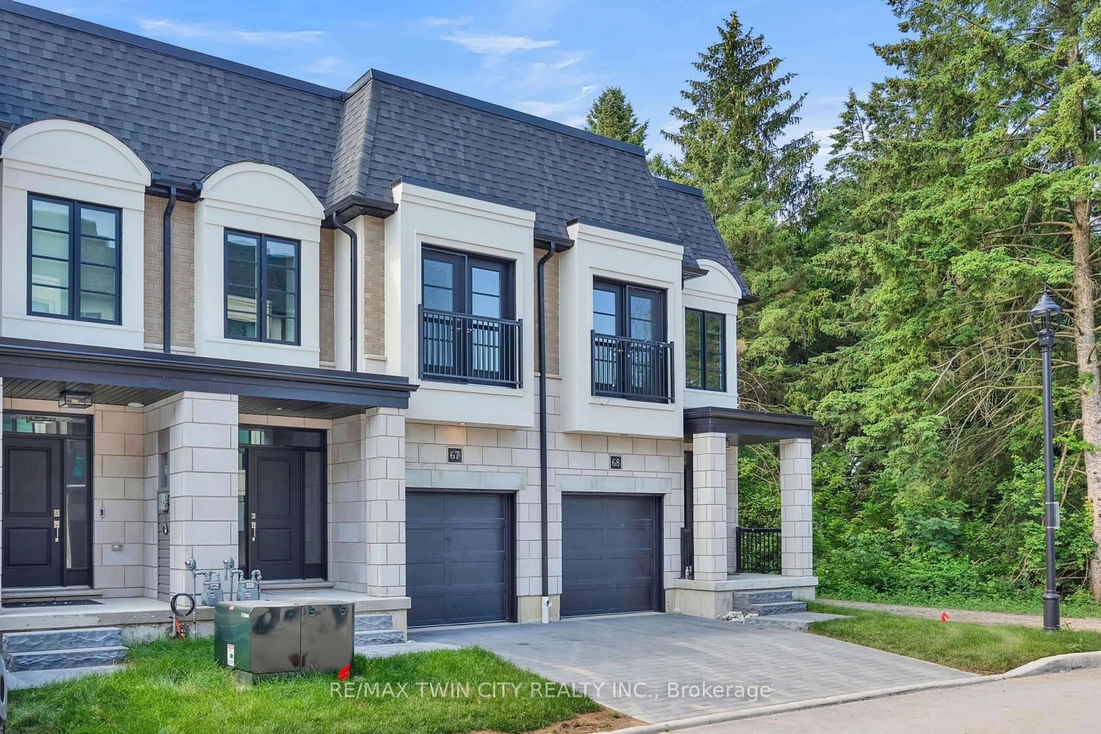 Home with brick exterior material, street for 143 ELGIN St #67, Cambridge Ontario N1R 0E1