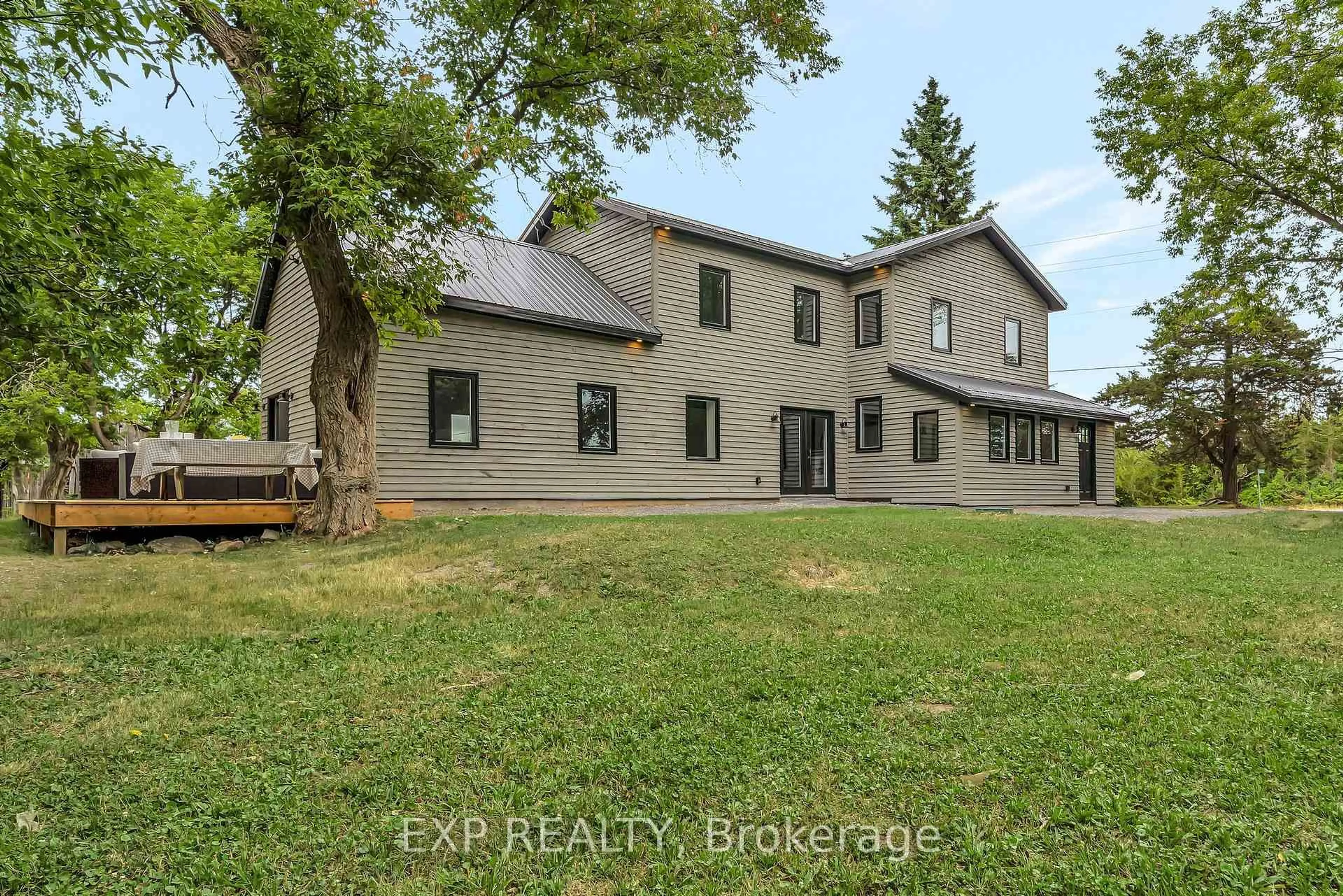 A pic from outside/outdoor area/front of a property/back of a property/a pic from drone, building for 2452 County Rd 4, Napanee Ontario K0K 1J0