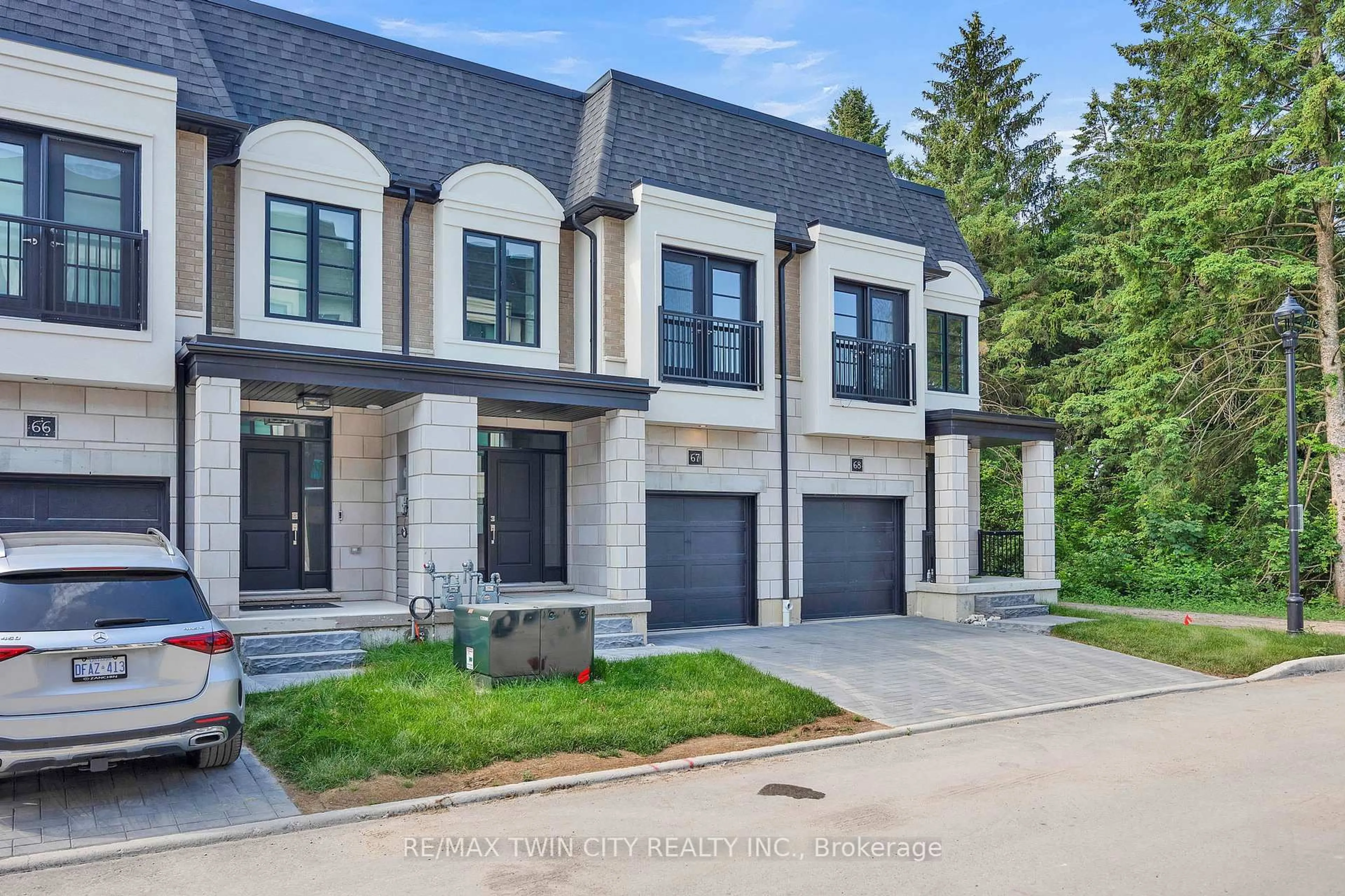 Home with brick exterior material, street for 143 ELGIN St #63, Cambridge Ontario N1R 0E1