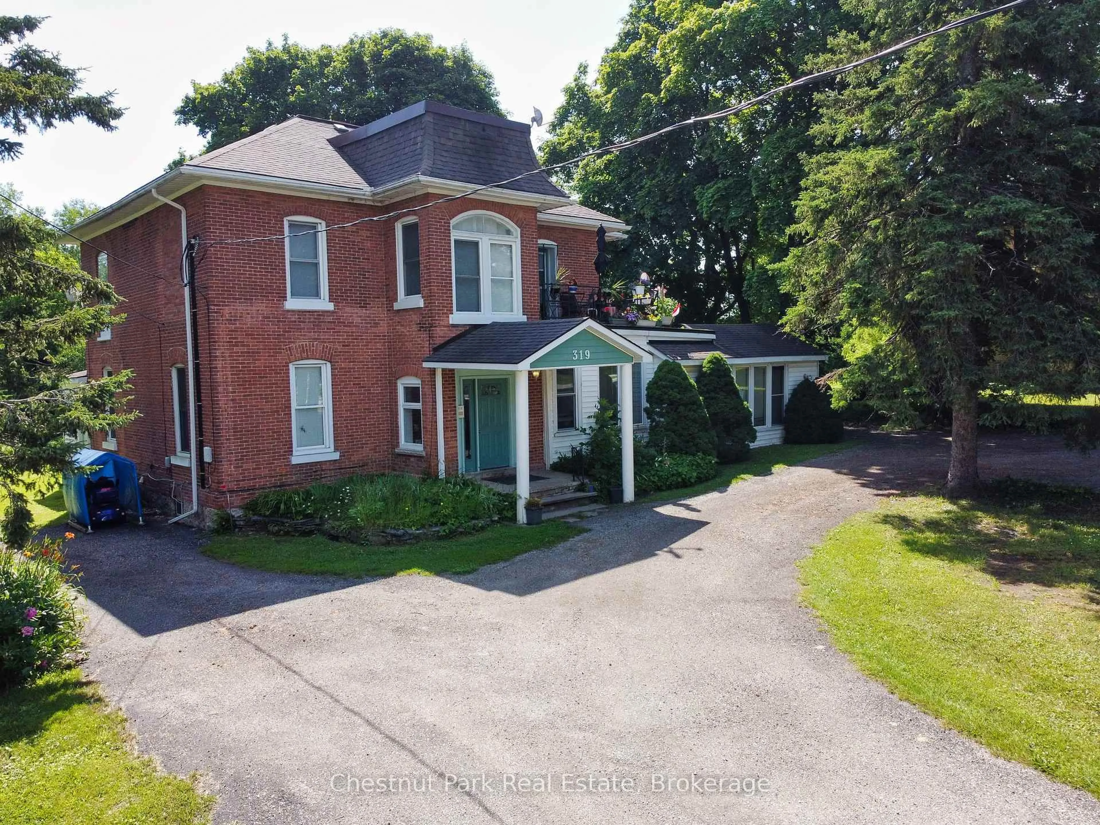 A pic from outside/outdoor area/front of a property/back of a property/a pic from drone, street for 319 Berford St, South Bruce Peninsula Ontario N0H 2T0