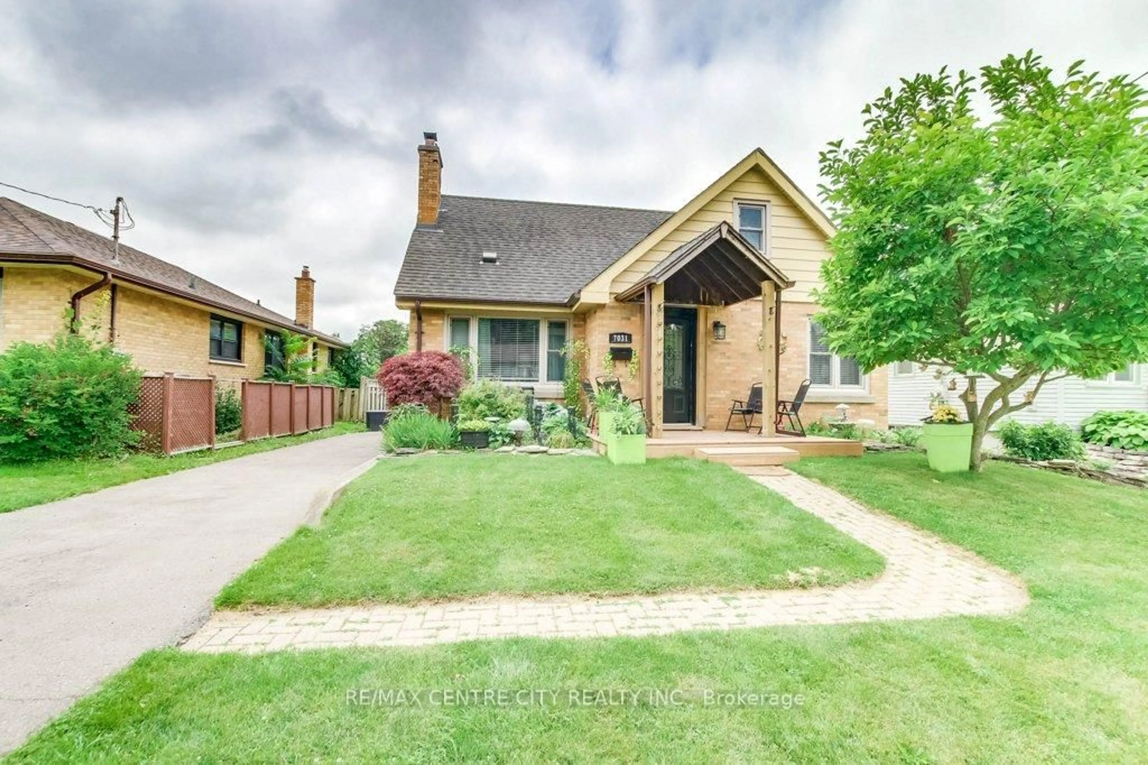 Home with brick exterior material, street for 7031 Beattie St, London South Ontario N6P 1A2