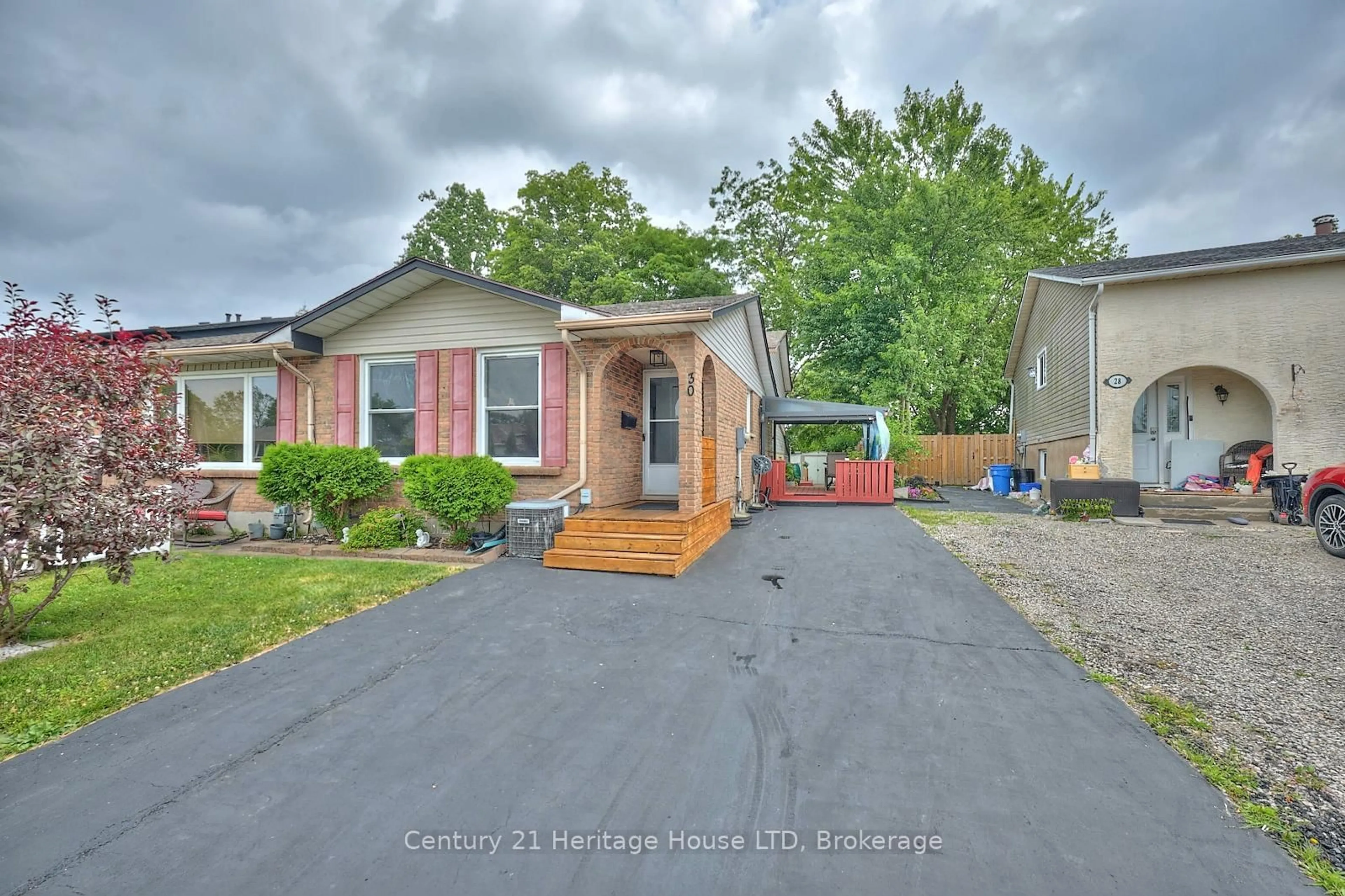 Unknown for 30 Dodds Crt, Fort Erie Ontario L2A 5Z2