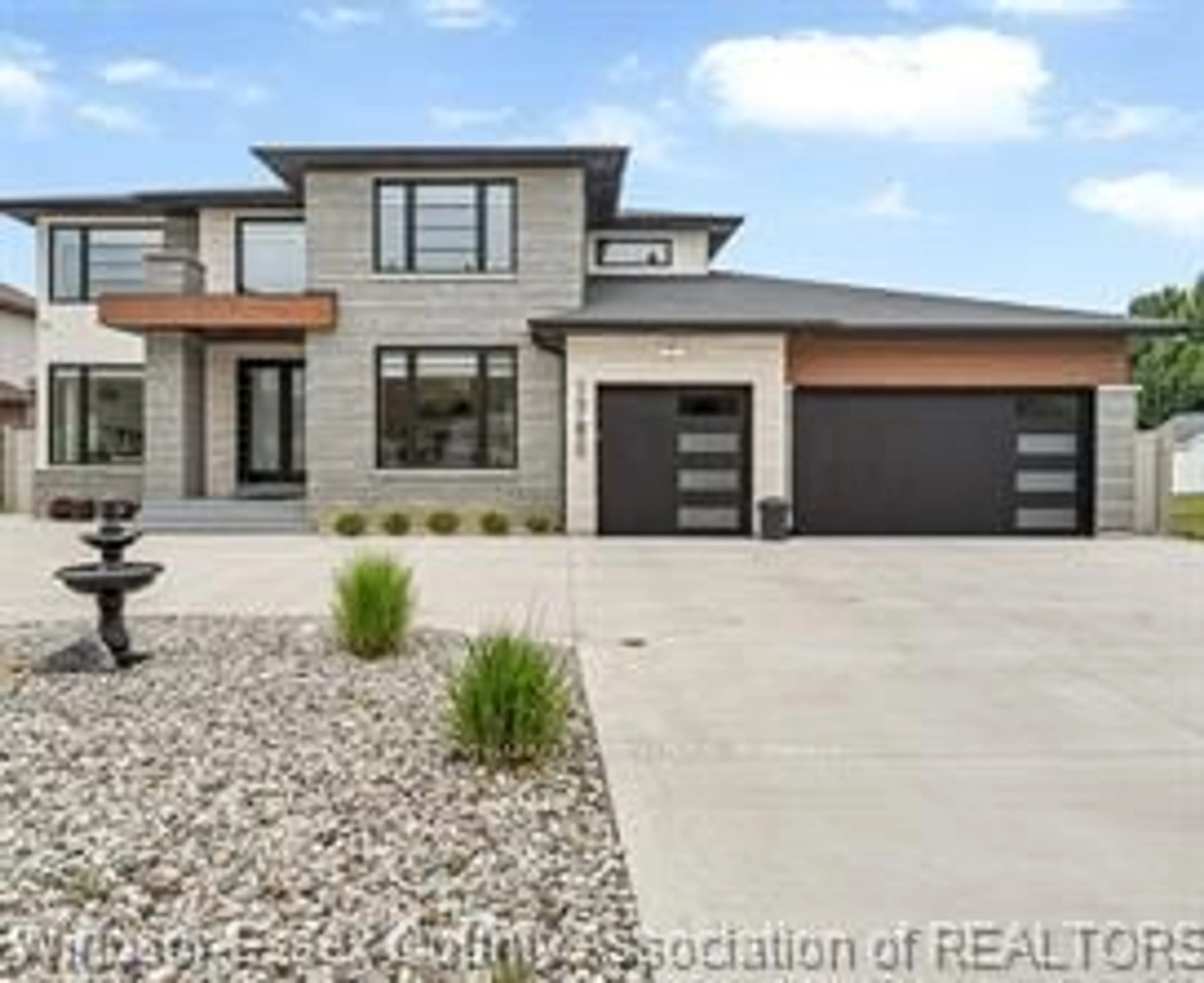 Home with brick exterior material, street for 1780 Stanton Ave, LaSalle Ontario N6J 3H3