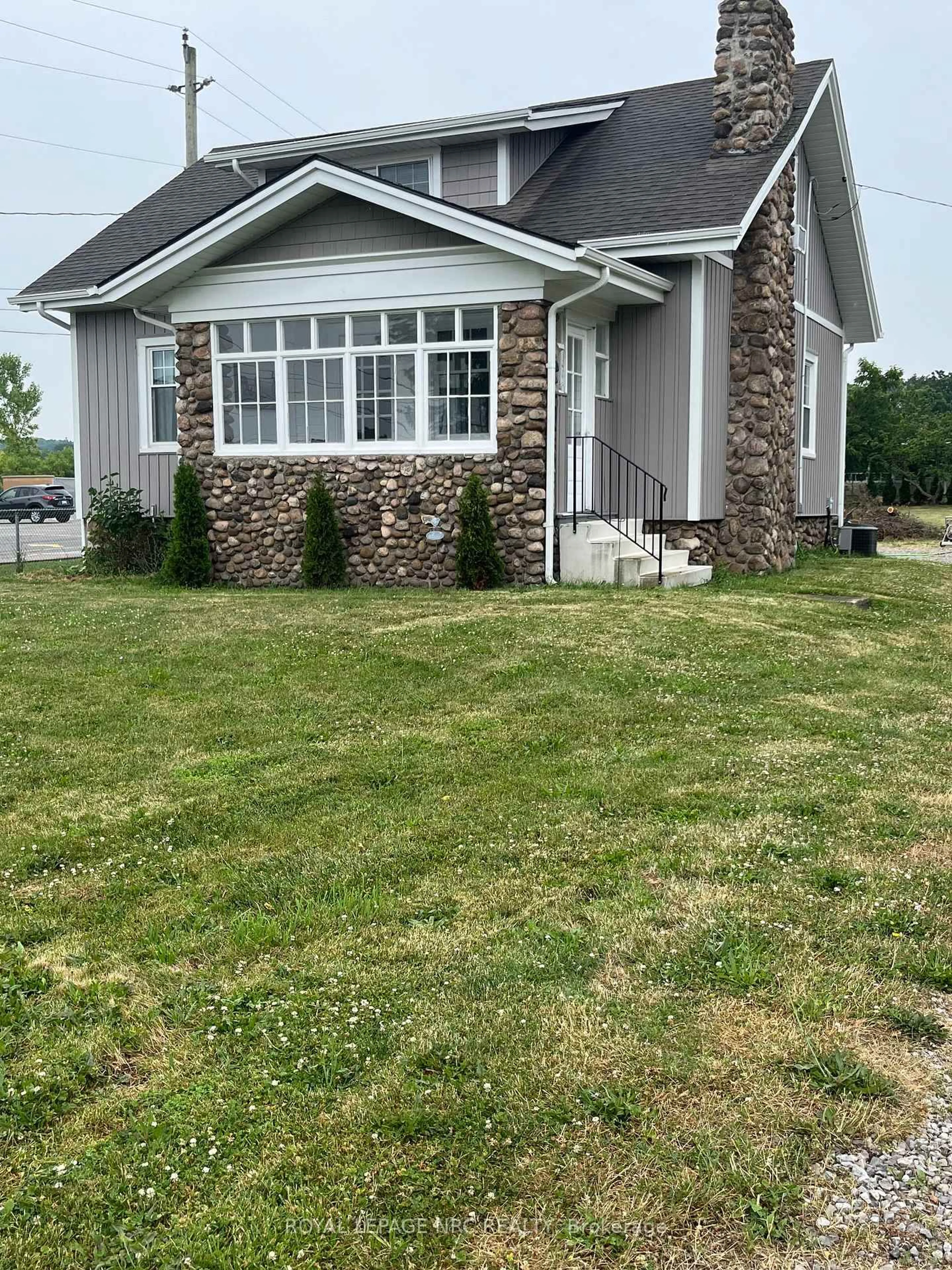 Unknown for 5706 KING St, Lincoln Ontario L0R 1B3
