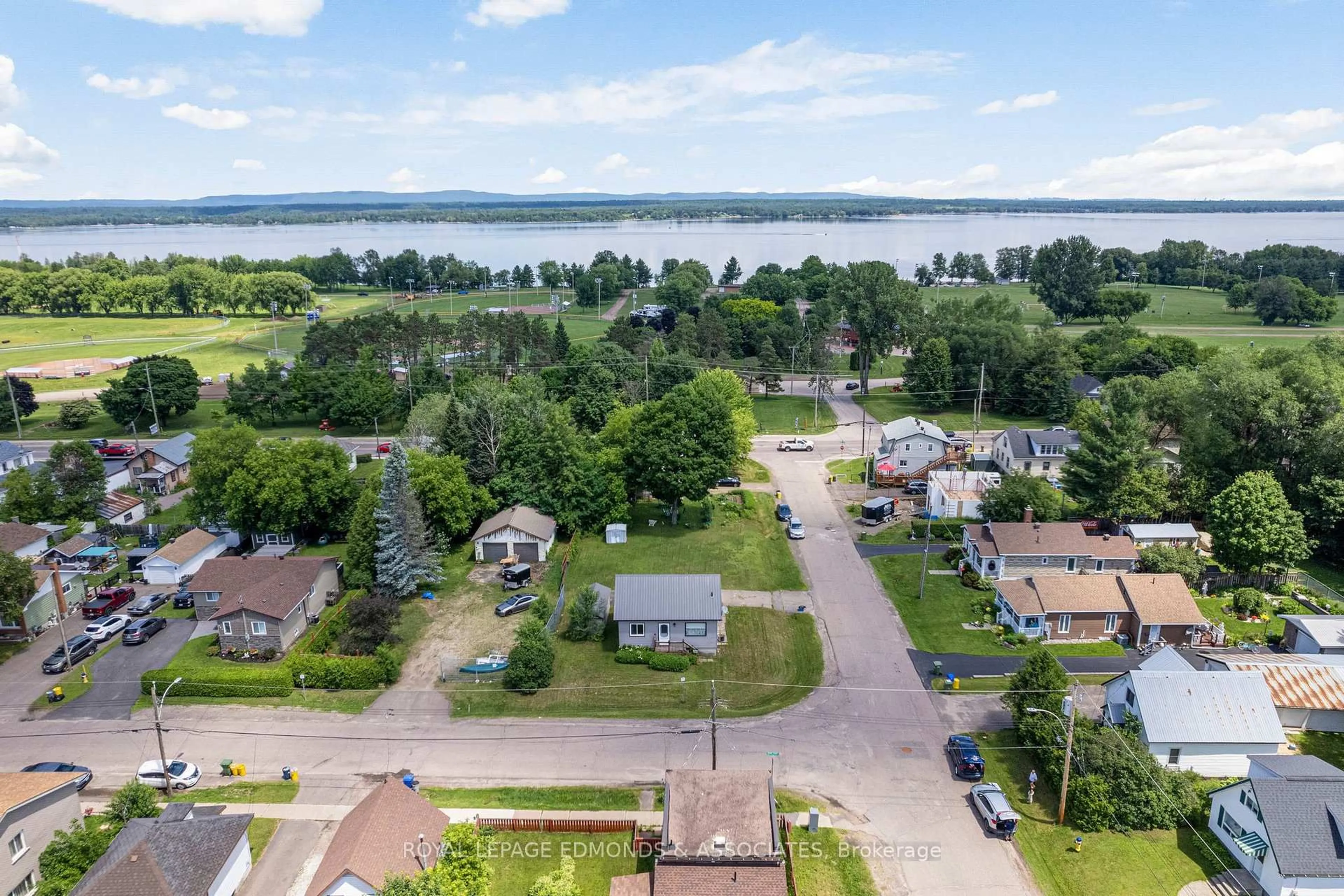 A pic from outside/outdoor area/front of a property/back of a property/a pic from drone, water/lake/river/ocean view for 961 Bronx St, Pembroke Ontario K8A 6G4