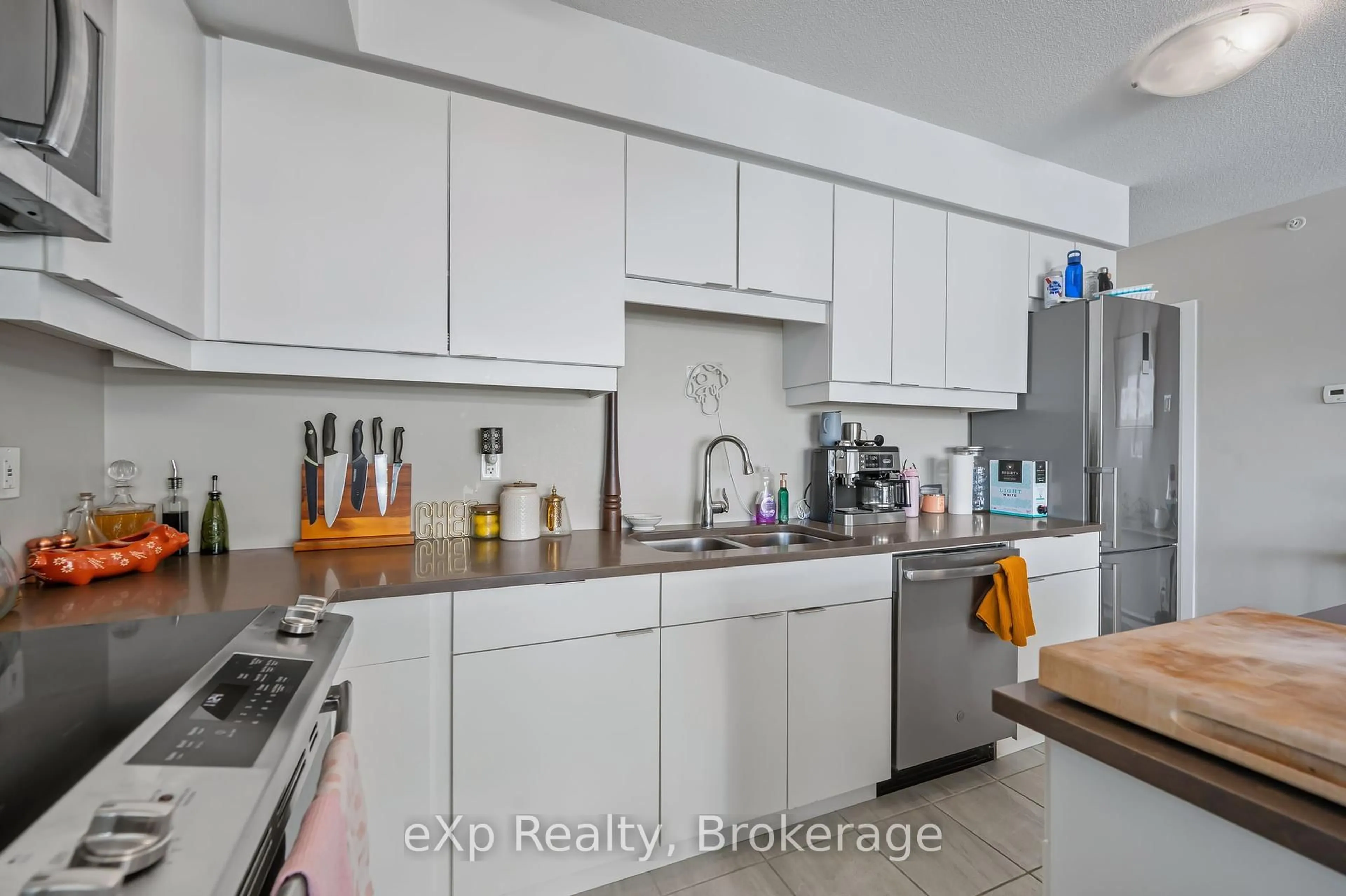 Unknown for 63 Arthur St #612, Guelph Ontario N1E 0A8
