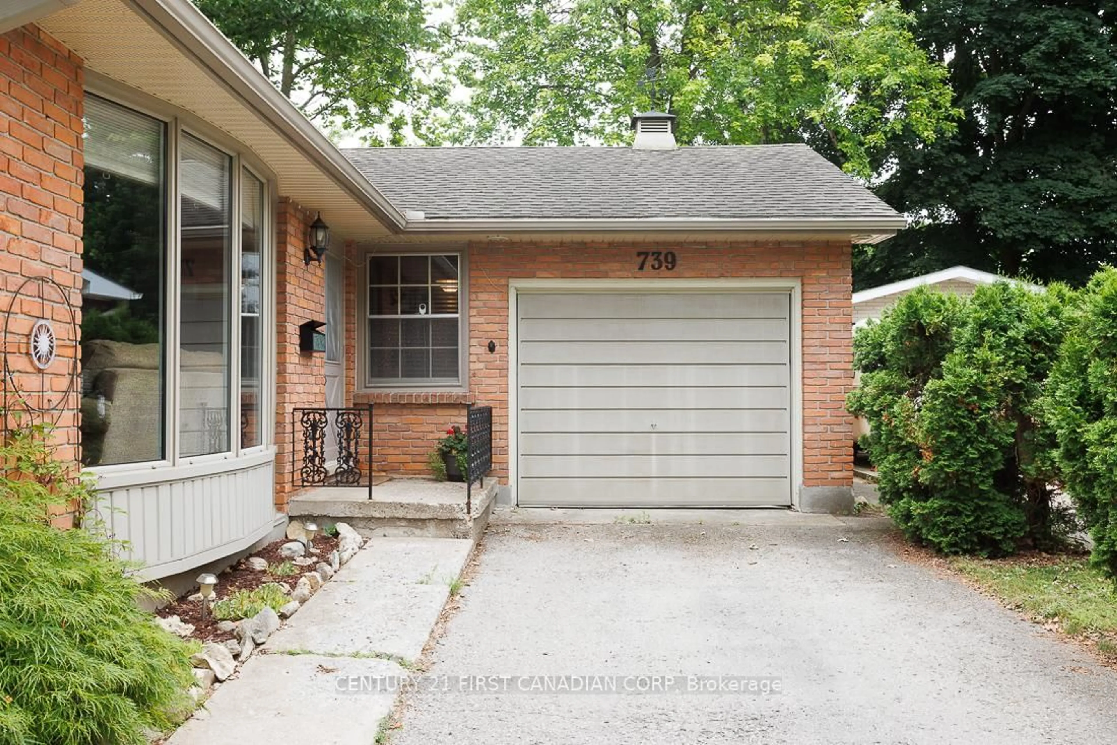 Home with brick exterior material, street for 739 Dunboyne Cres, London North Ontario N5X 1X9
