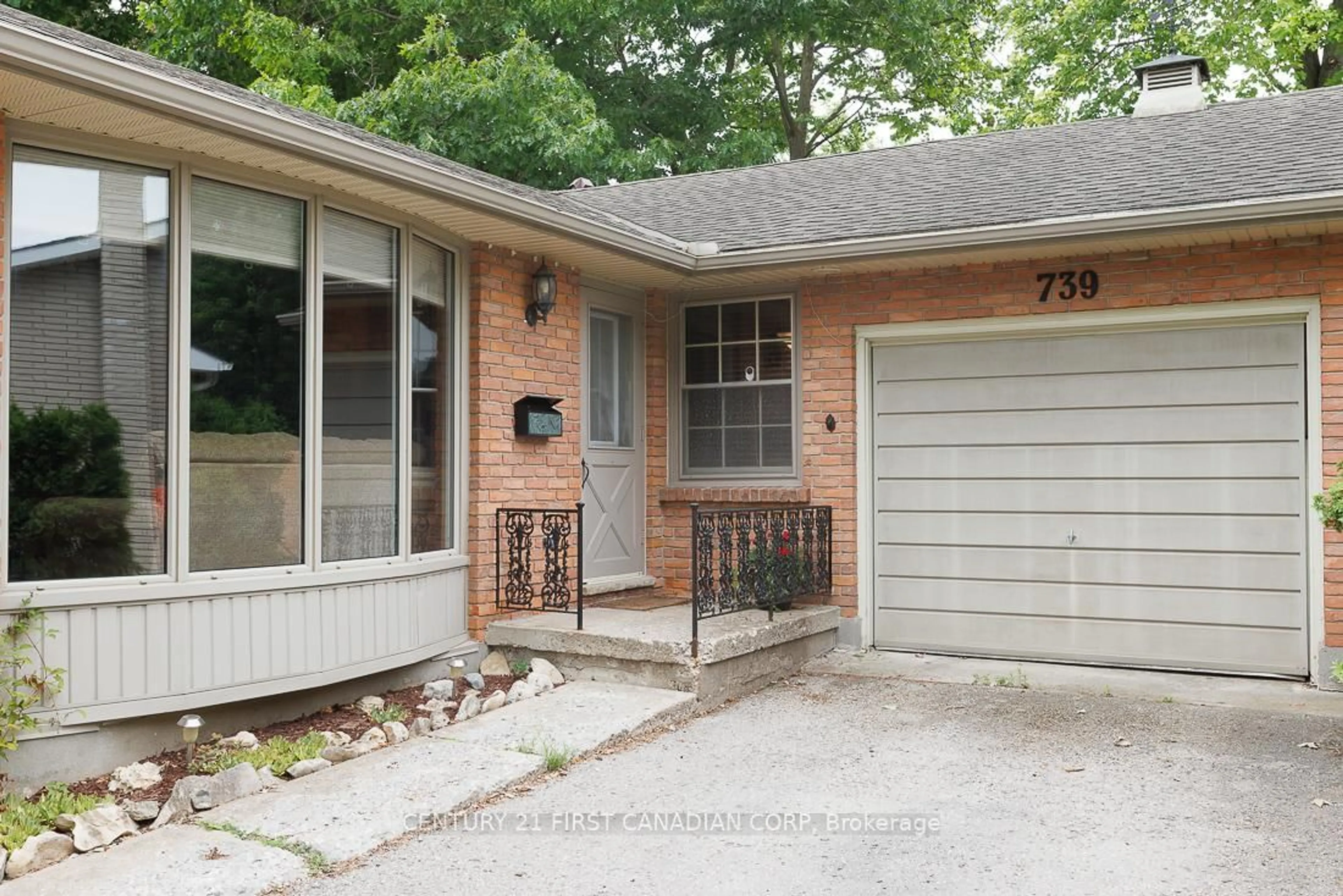 Home with brick exterior material, street for 739 Dunboyne Cres, London North Ontario N5X 1X9