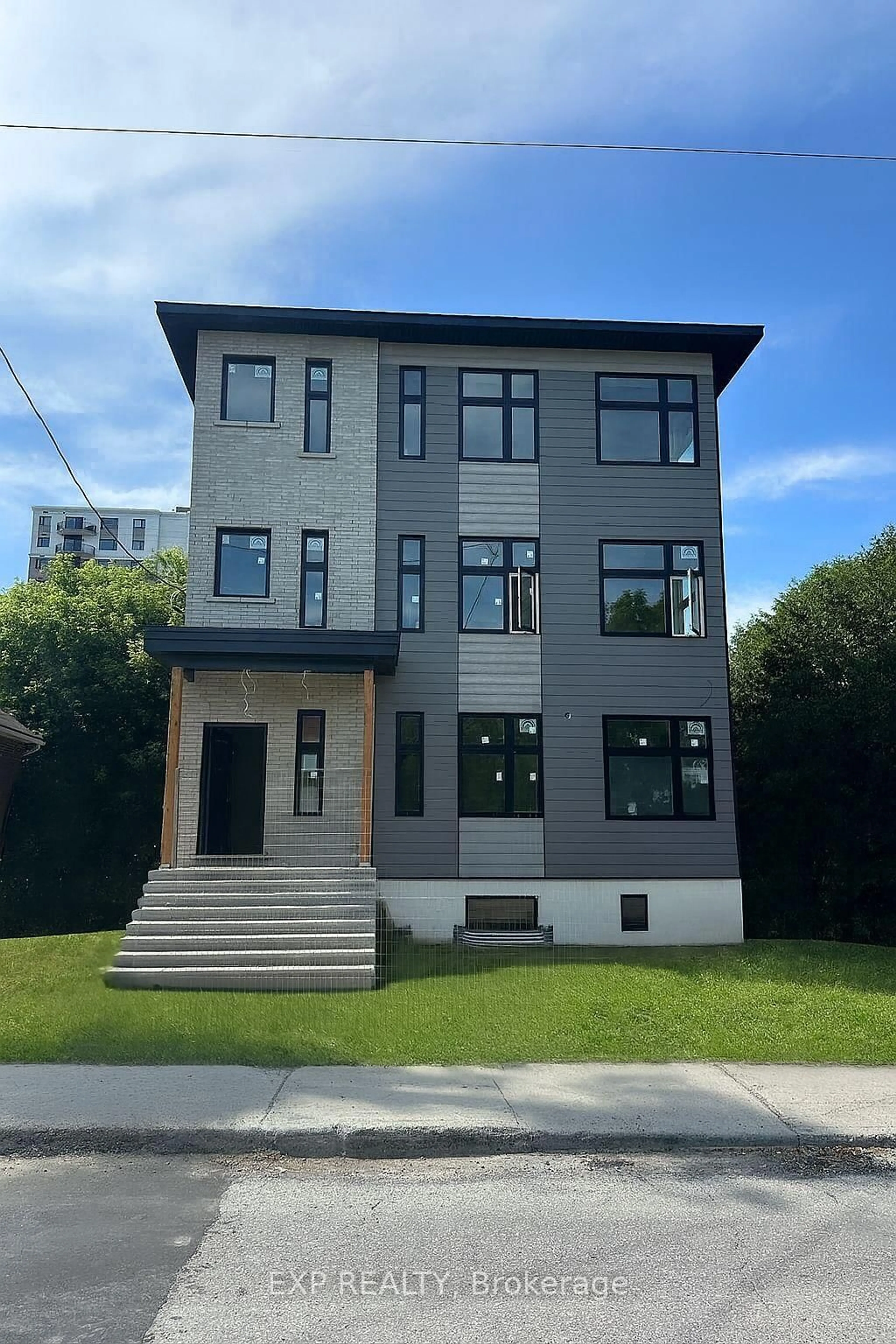 Home with brick exterior material, building for 66 Queen Mary St, Ottawa Ontario K1K 1X7
