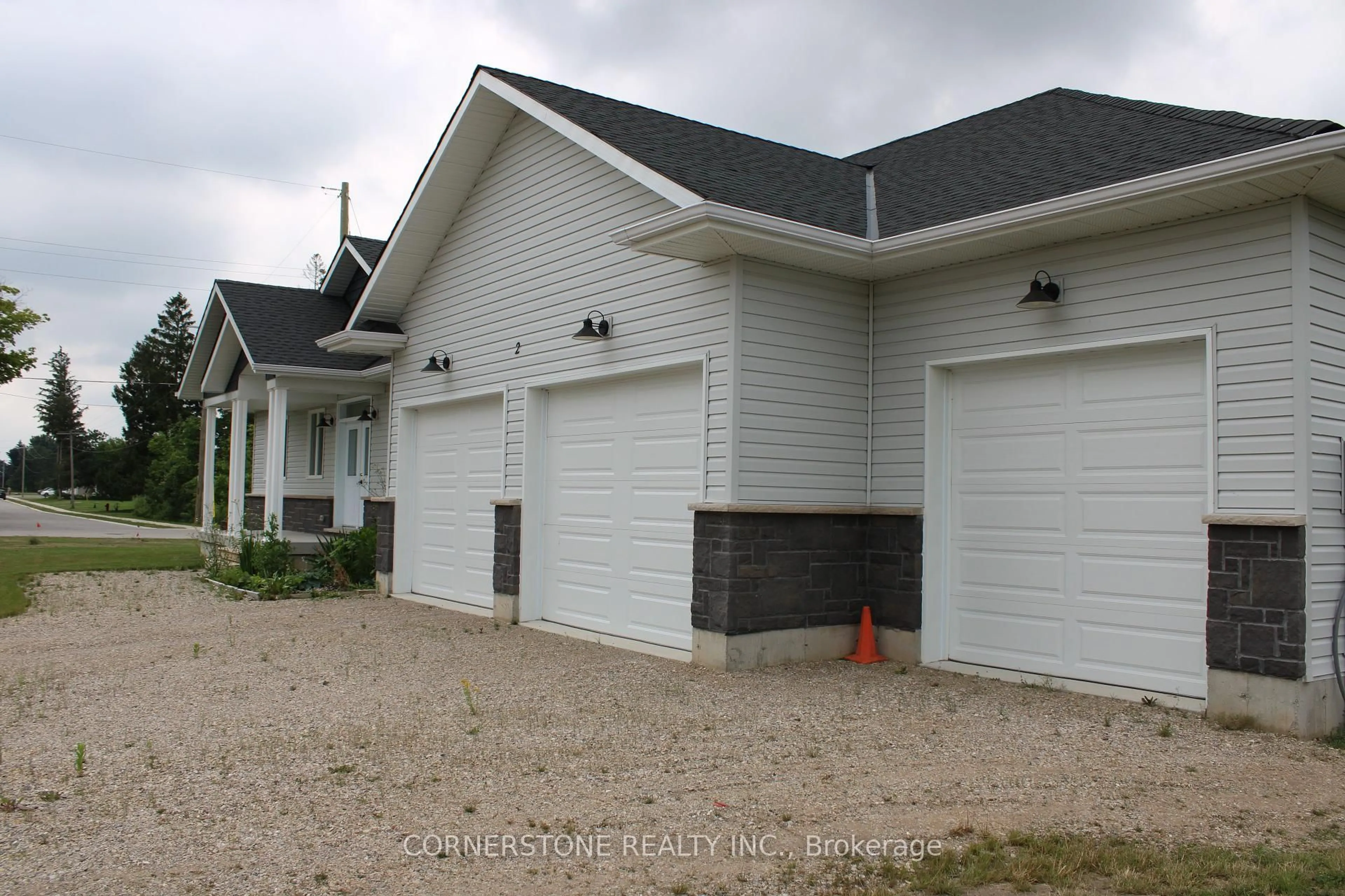 Unknown for 2 McTavish Cres, Huron-Kinloss Ontario N0G 2R0