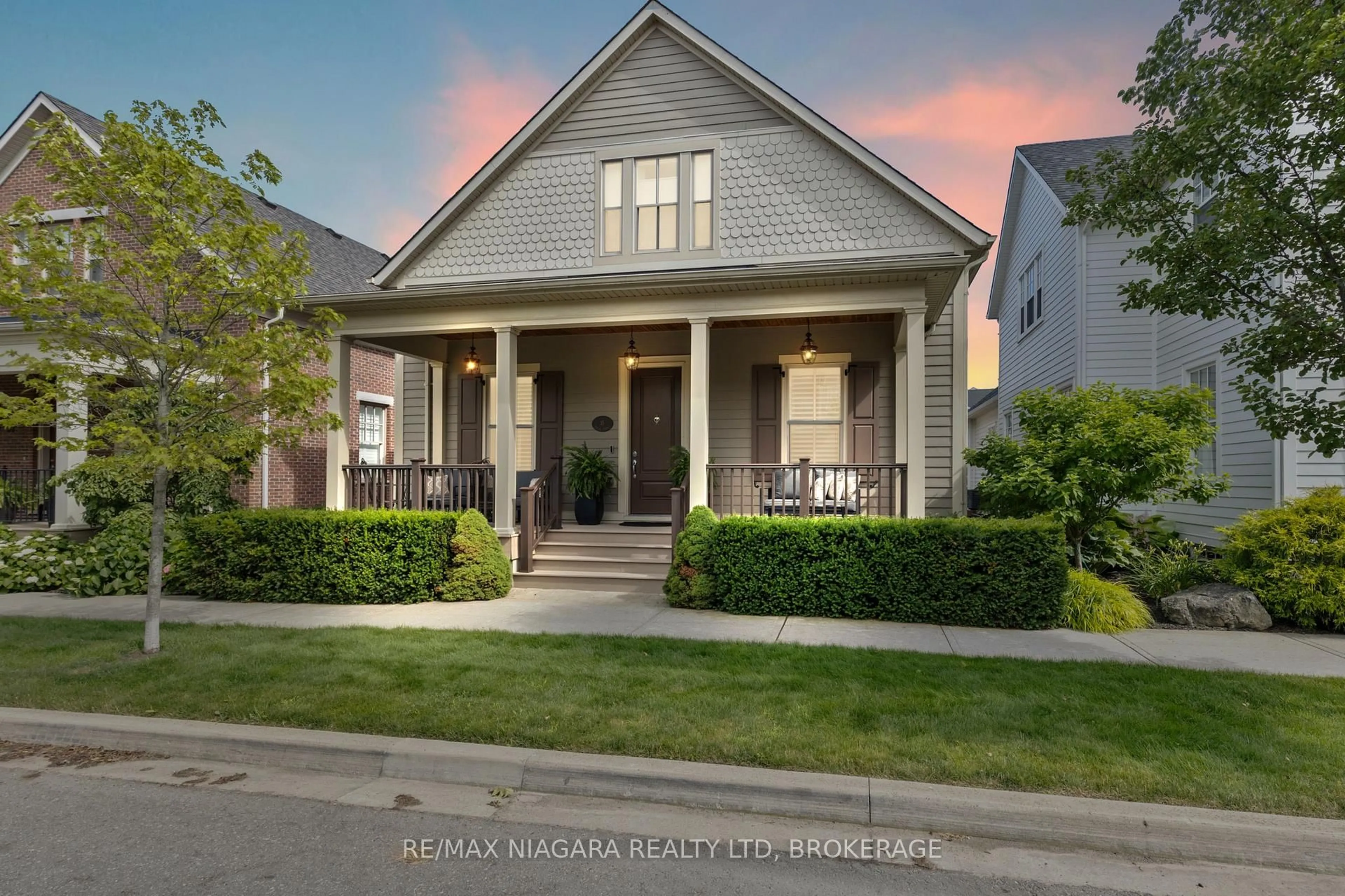 Home with brick exterior material, street for 35 Brock St, Niagara-on-the-Lake Ontario L0S 1J0