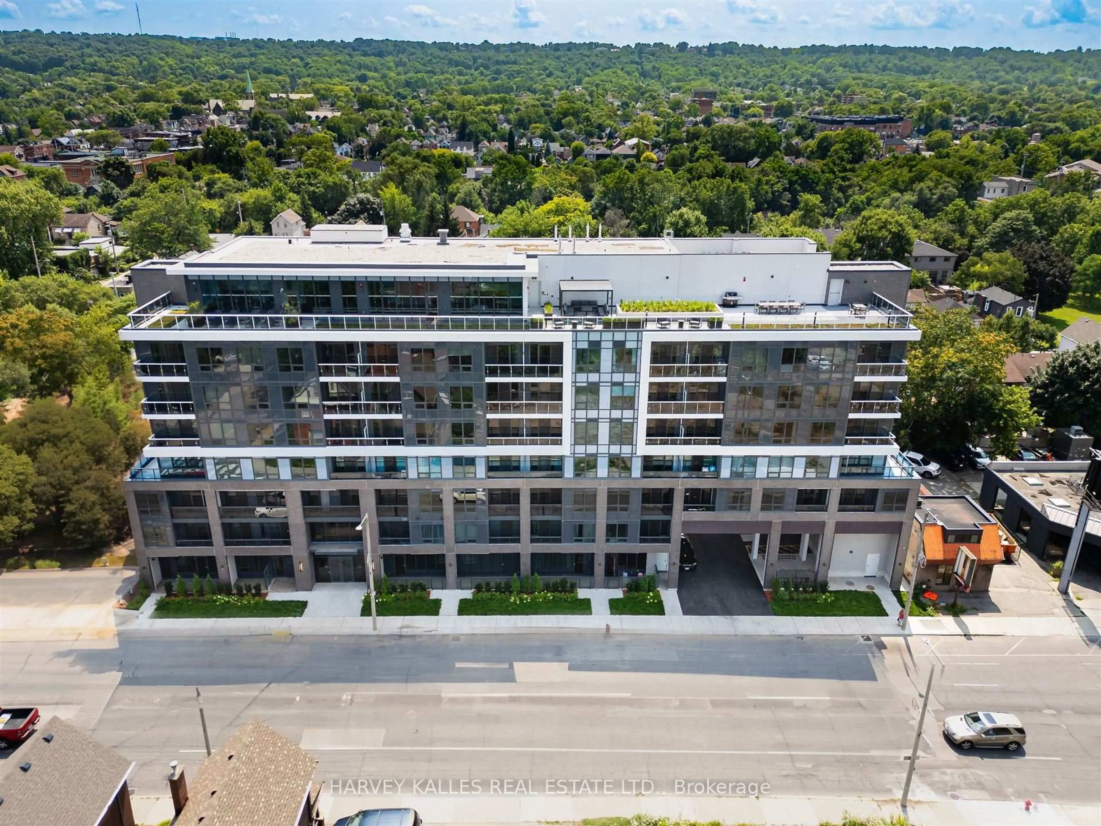 A pic from outside/outdoor area/front of a property/back of a property/a pic from drone, building for 415 Main St #511, Hamilton Ontario L8P 0C9