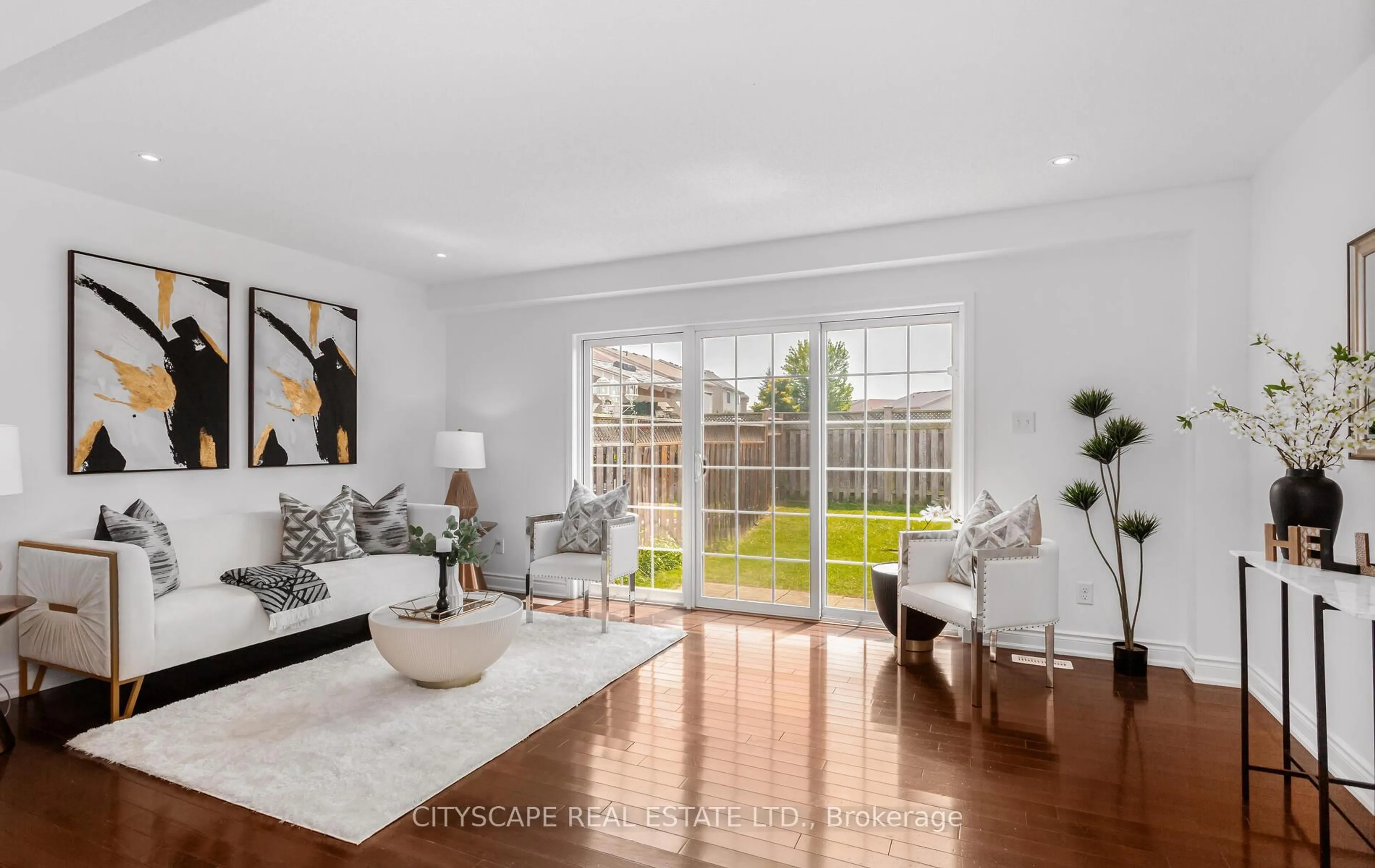 Living room with furniture, unknown for 493 Beaumont Cres, Kitchener Ontario N2A 0C4