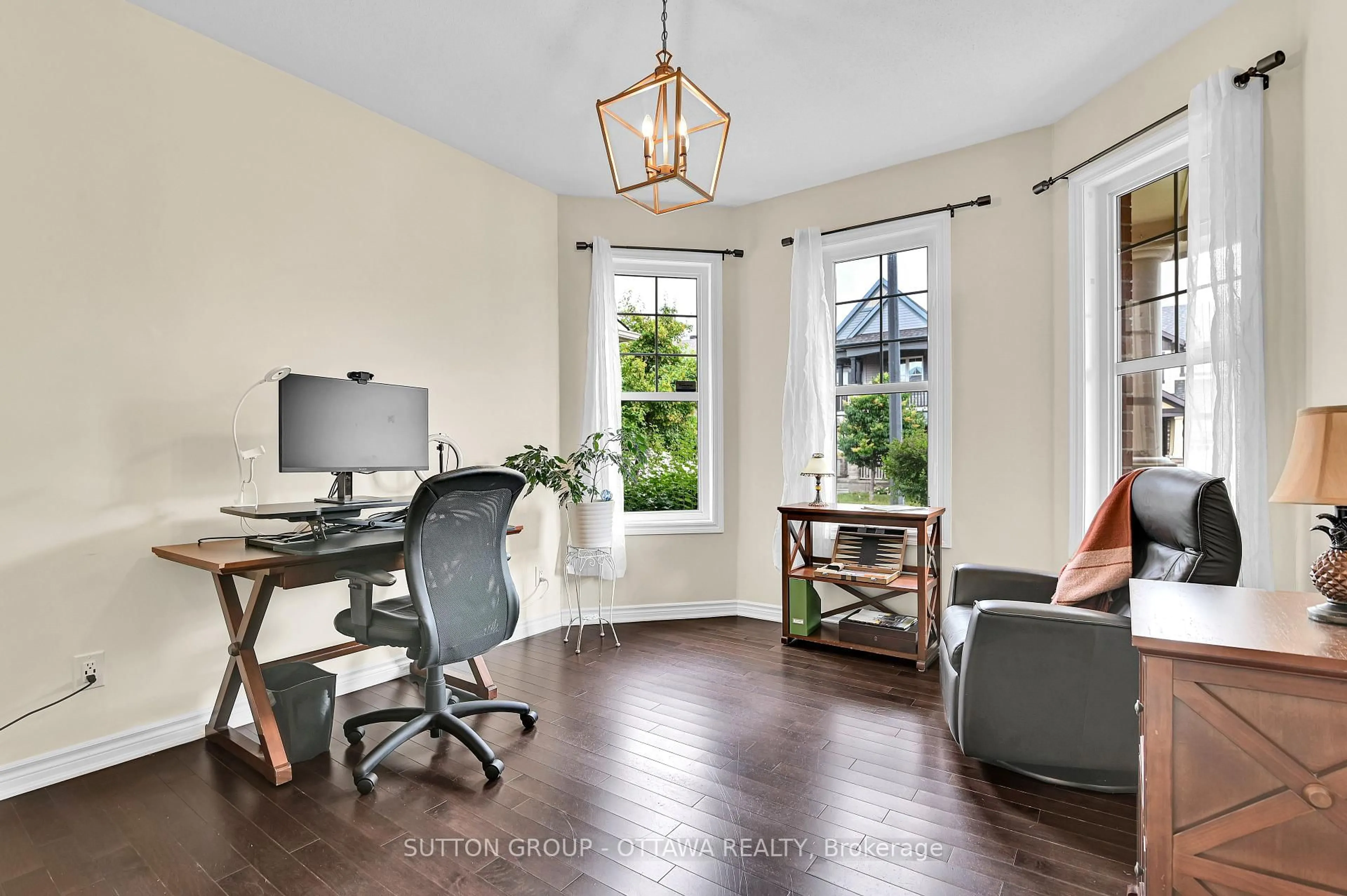 Unknown for 209 Dutchmans Way, Ottawa Ontario K2J 5W5