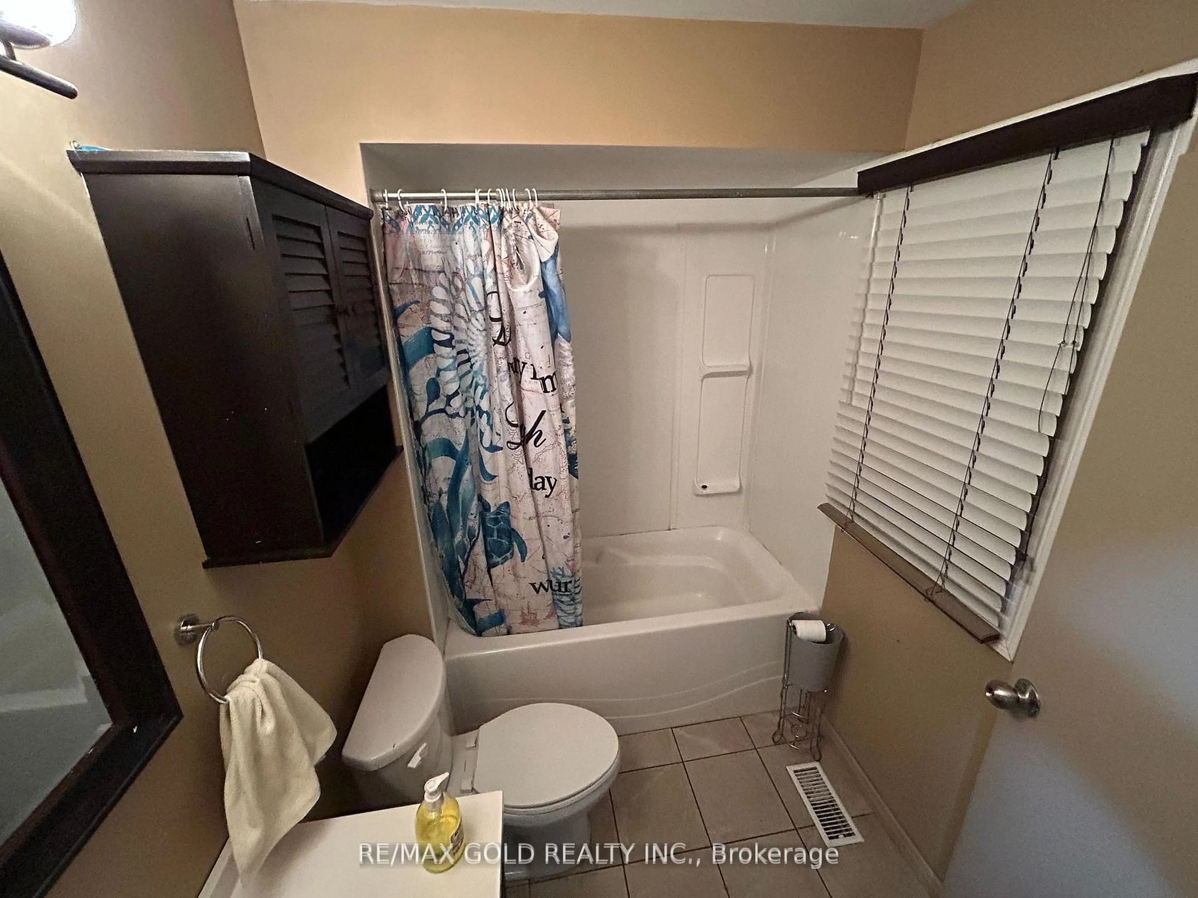 Unknown for 1315 Partington Ave, Windsor Ontario N9B 2P5