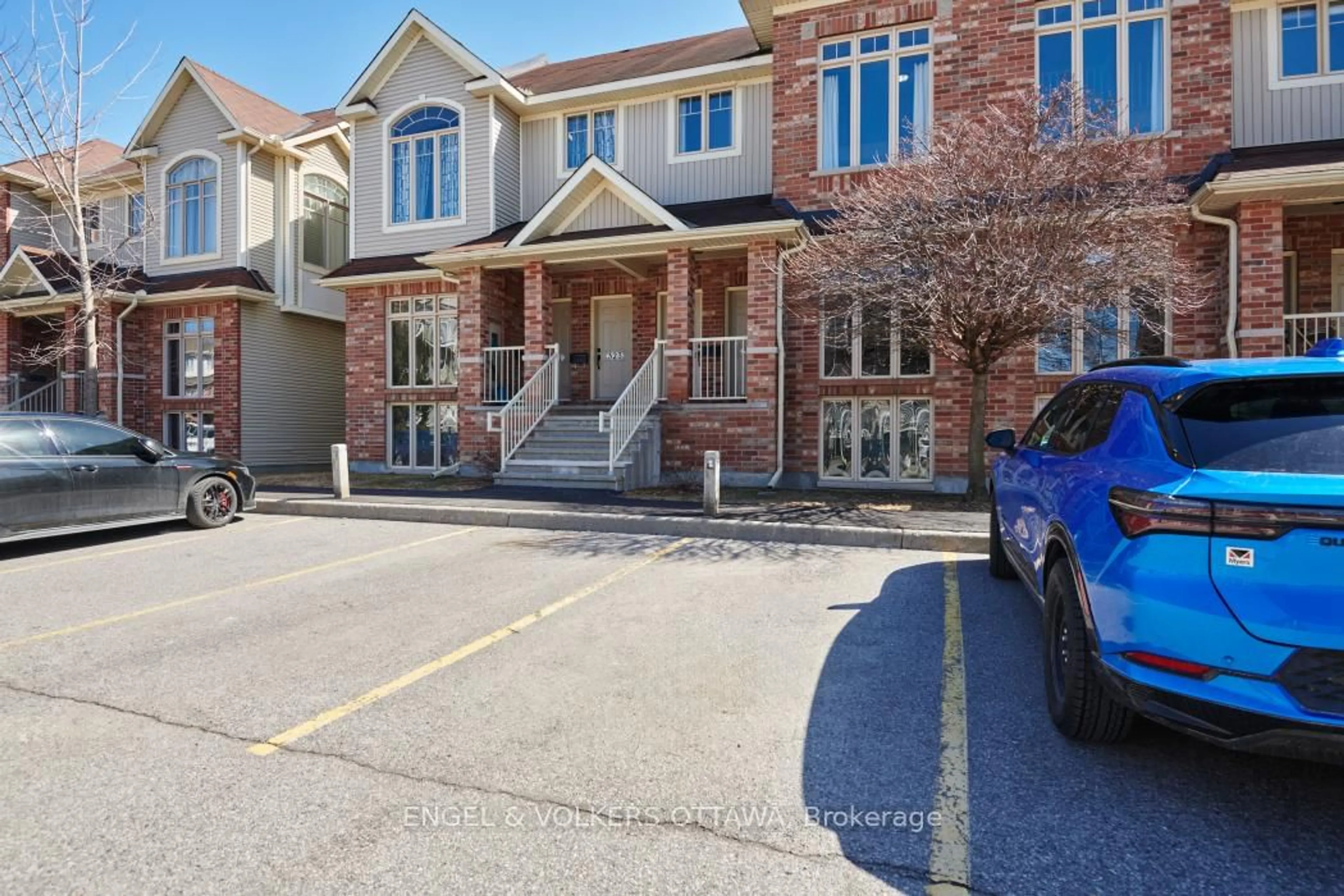 Unknown for 327 Elite, Ottawa Ontario K2J 0A4