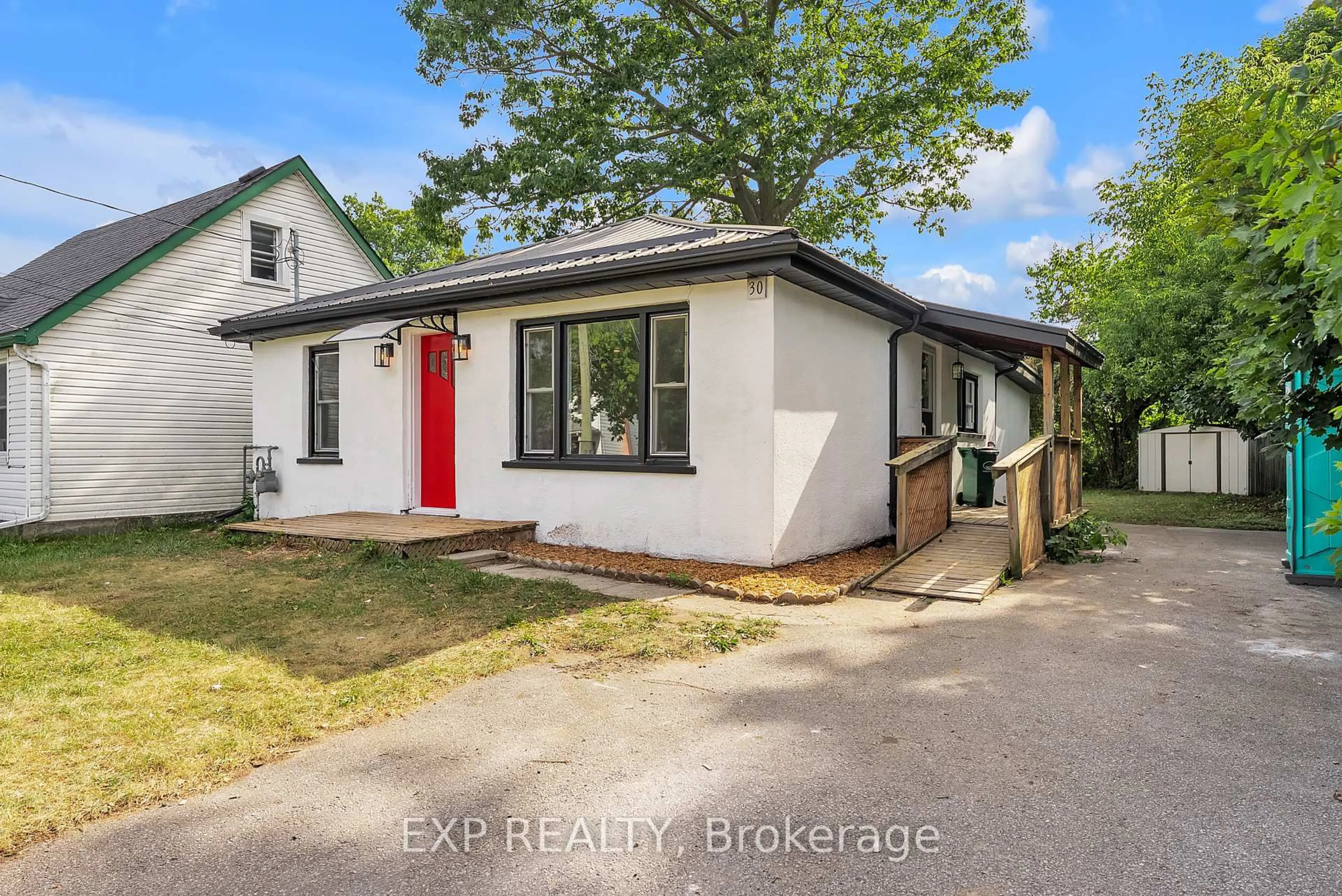 A pic from outside/outdoor area/front of a property/back of a property/a pic from drone, street for 30 Leonard Ave, Quinte West Ontario K8V 2R4