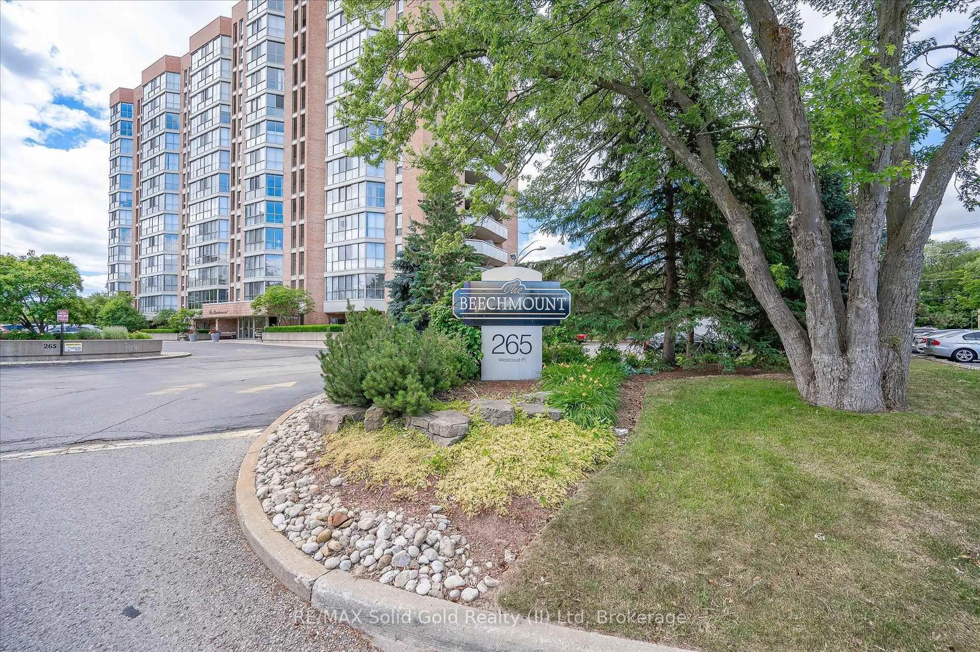 Patio, unknown for 265 Westcourt Pl #1210, Waterloo Ontario N2L 6E4
