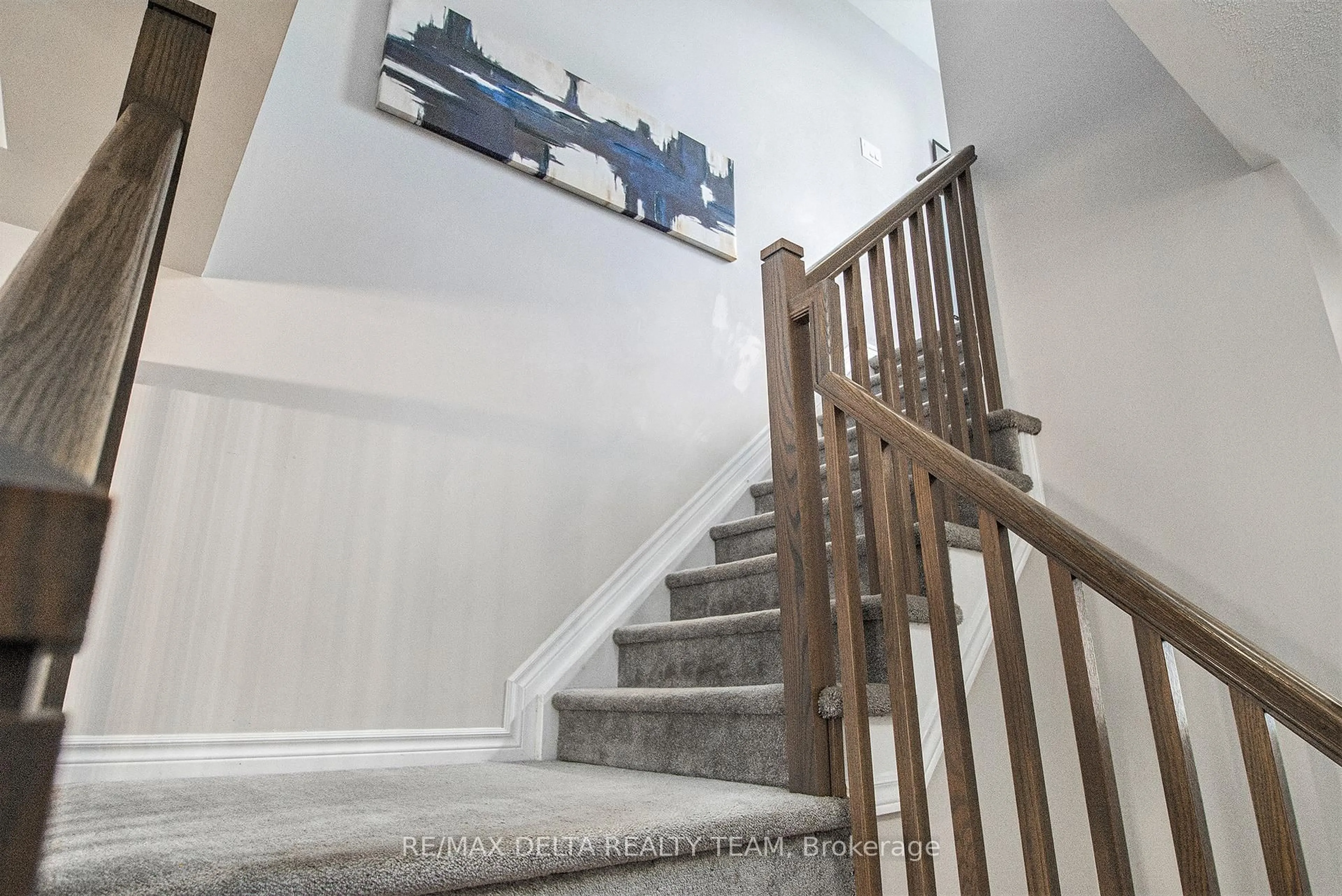 Stairs for 132 Conifer Creek Circ, Ottawa Ontario K2M 0M2