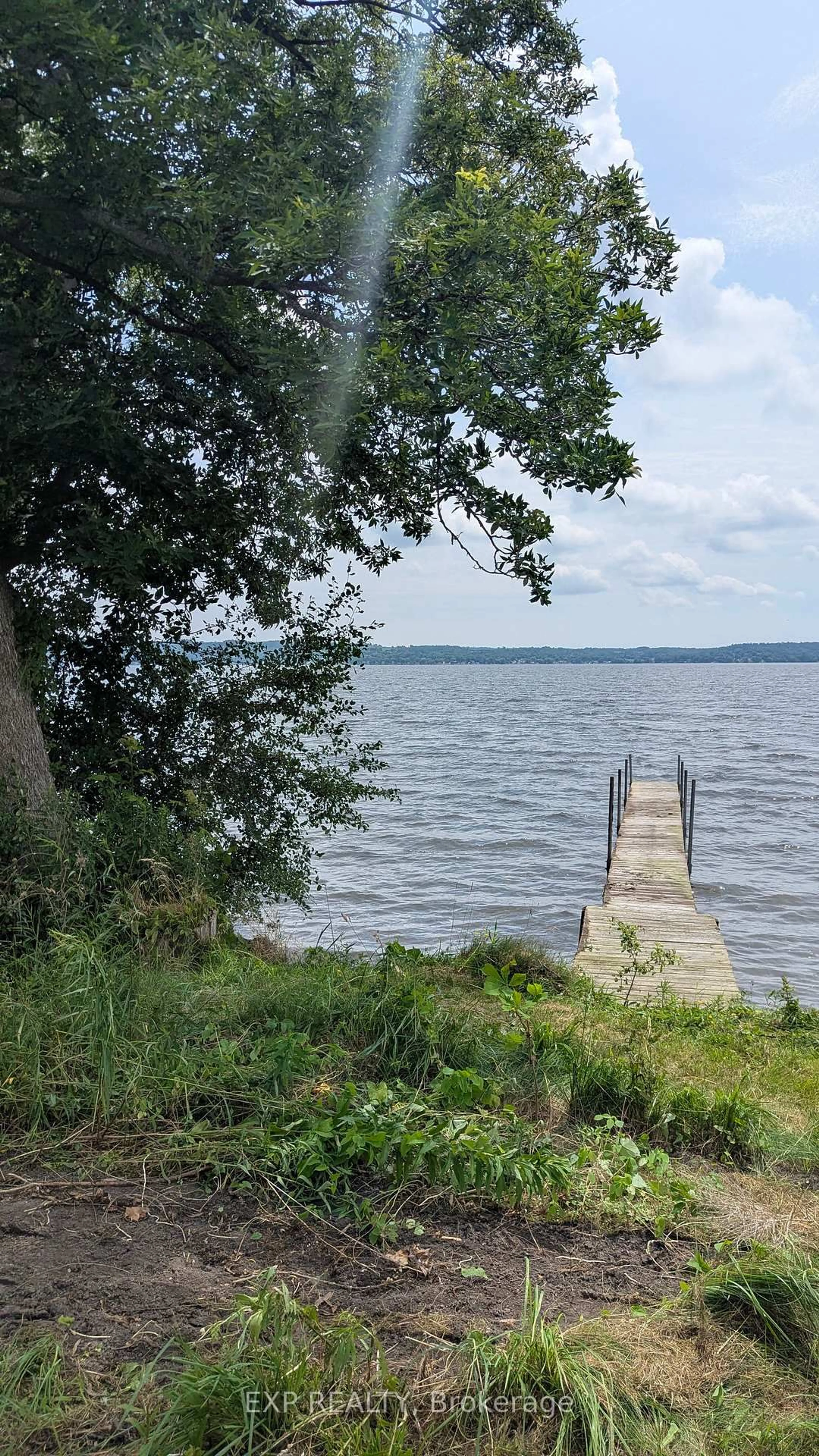 Stairs for 556 North Shore Dr, Otonabee-South Monaghan Ontario K0L 1B0