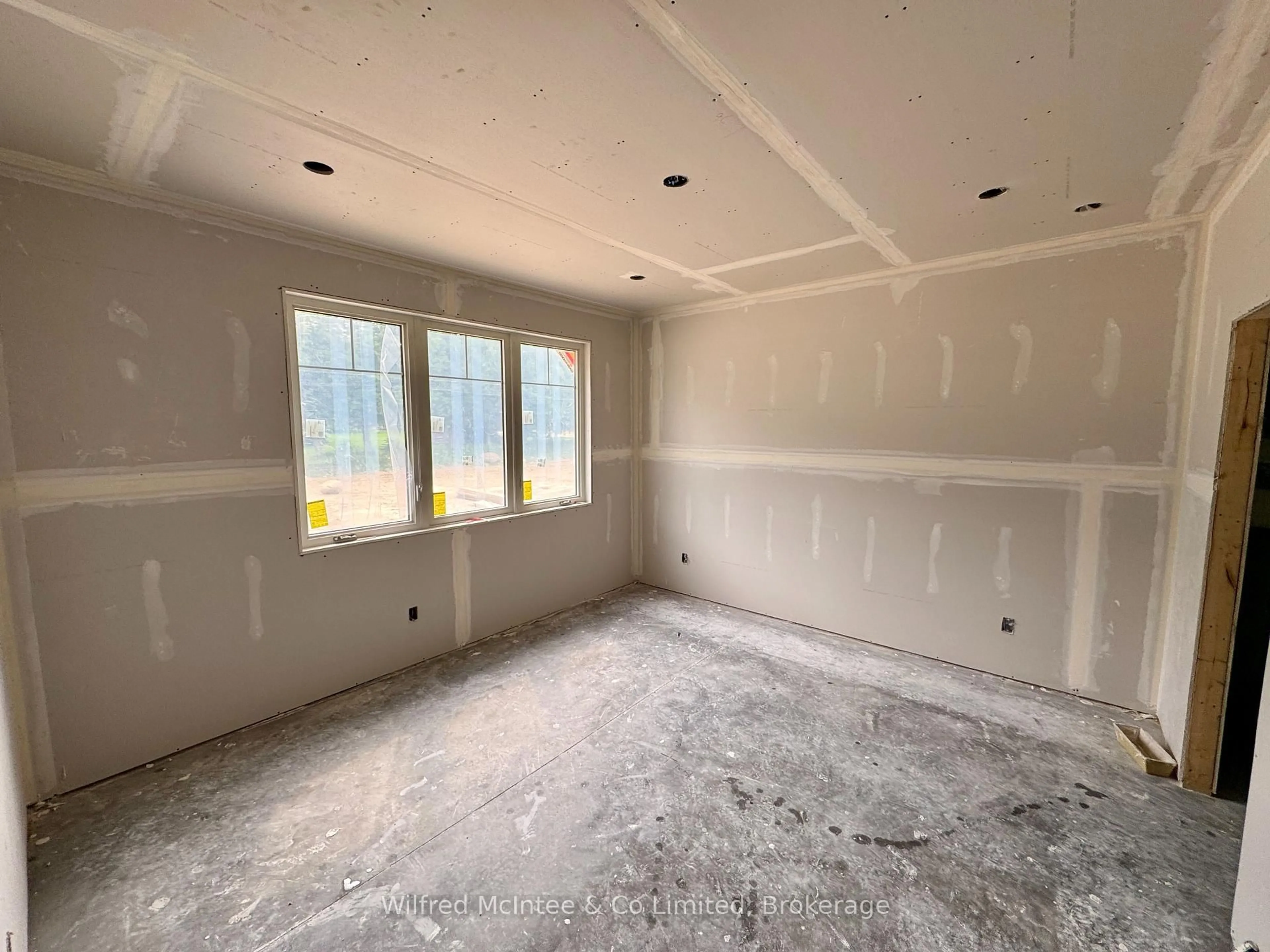 A pic of a room for 27 Galen St, South Bruce Ontario N0G 2S0
