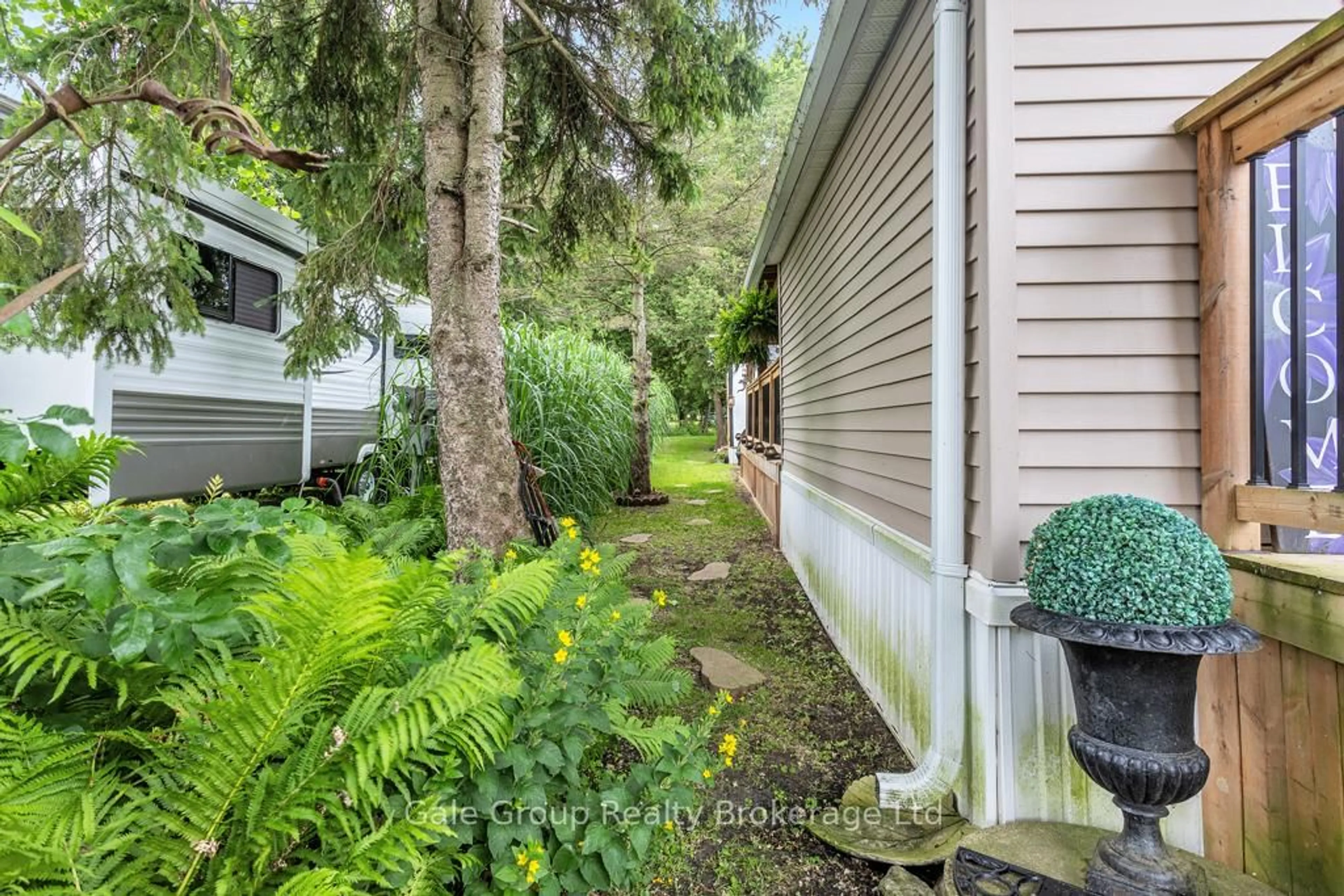 Patio, unknown for 495856 10th Line #Unit 87, East Zorra-Tavistock Ontario N4S 7V7