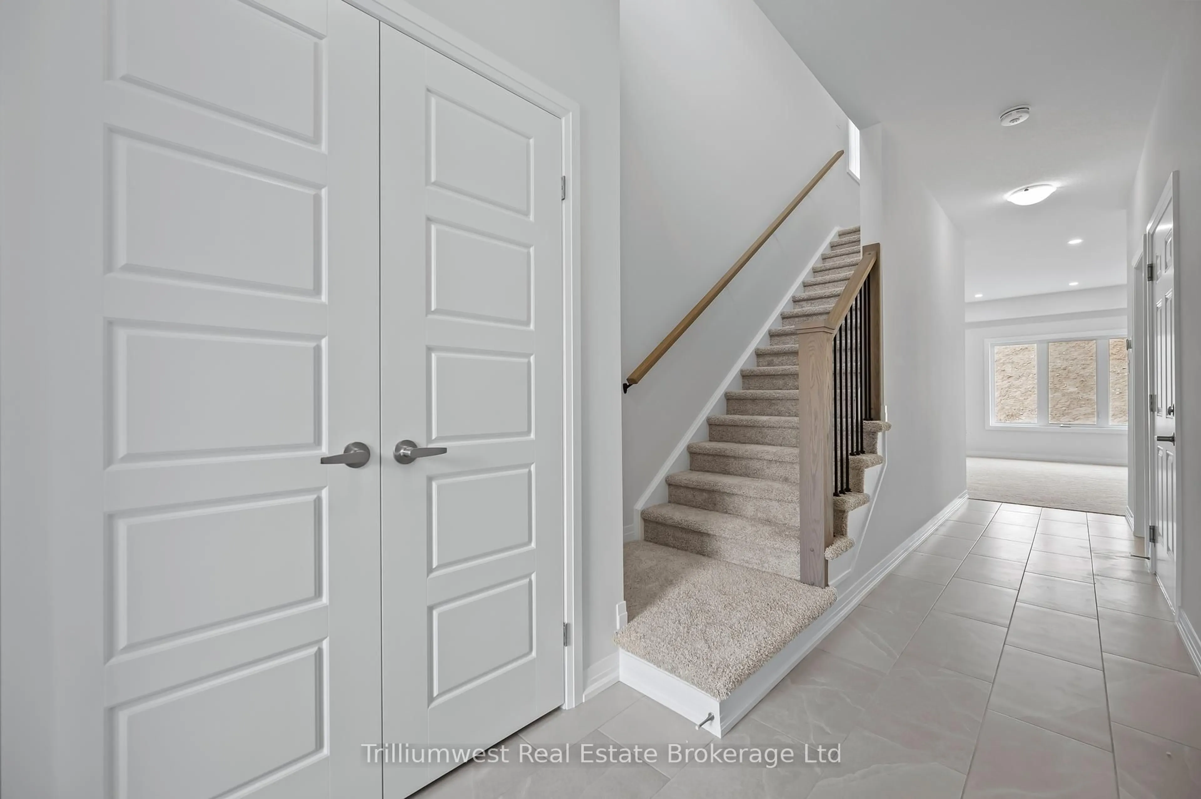 Unknown for 118 Imrie Rd, Centre Wellington Ontario N0B 2S0