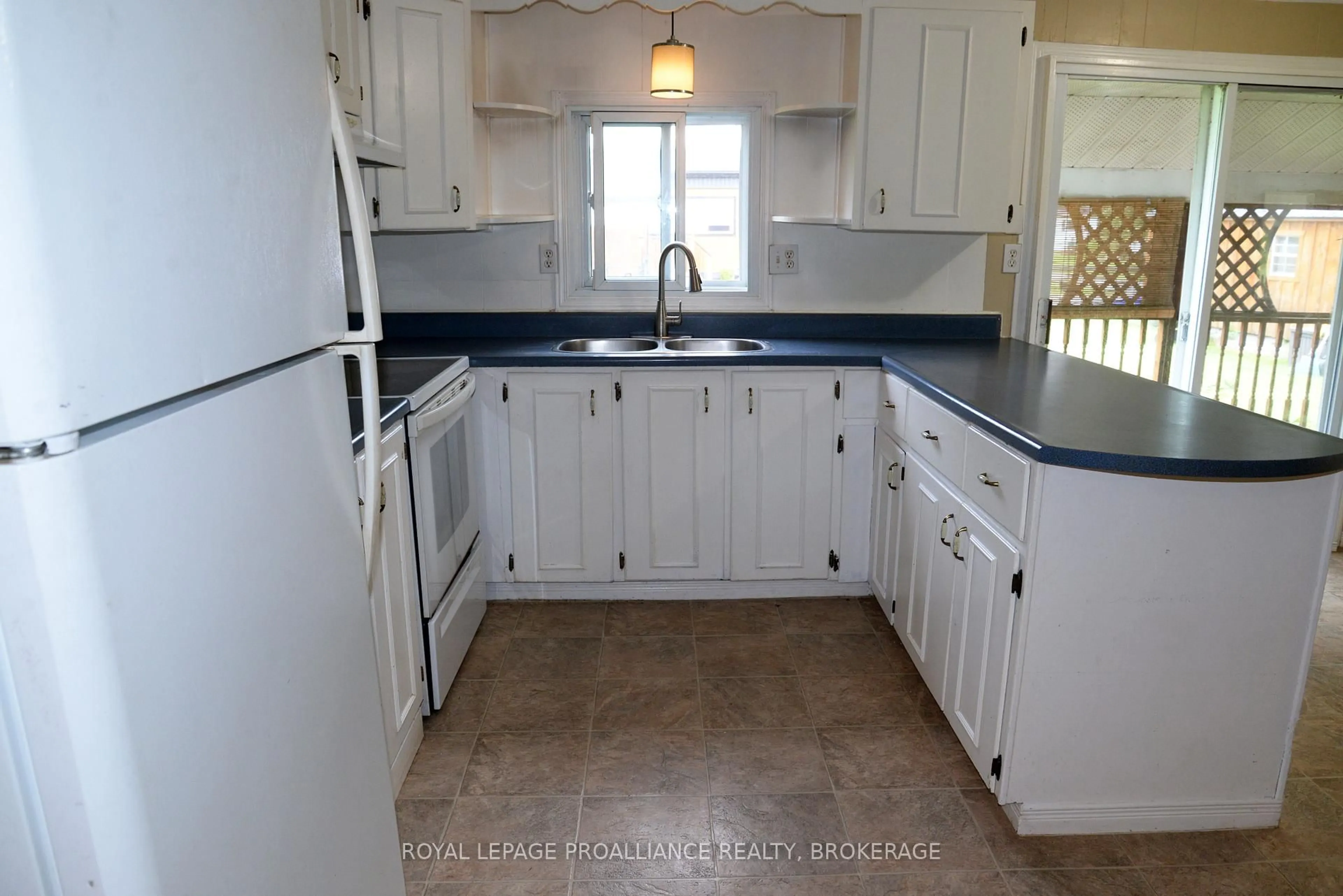 Standard kitchen, ceramic/tile floor for 4313 E. R. Orser Rd, Verona Ontario K0H 2W0