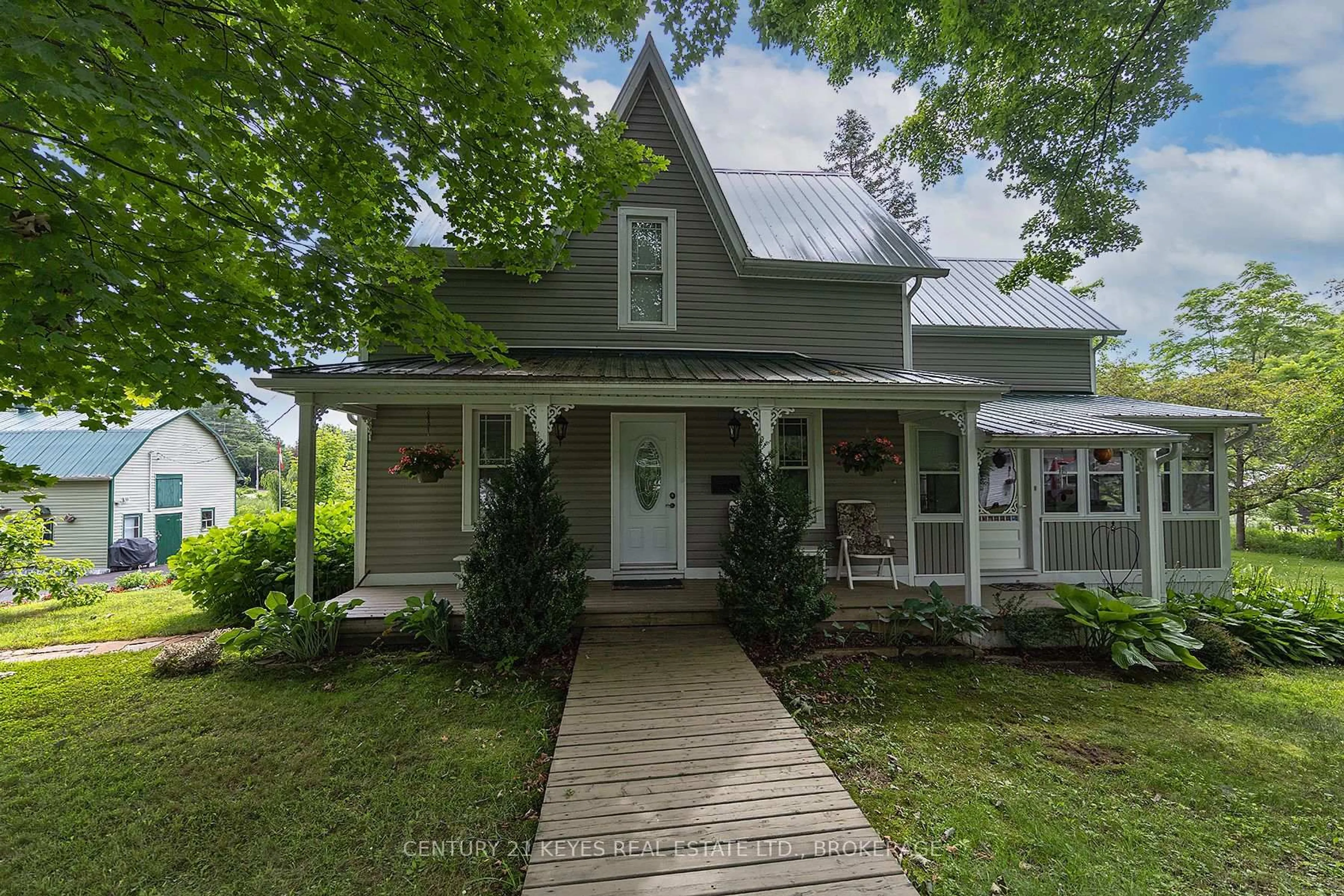 Home with vinyl exterior material, street for 19 Old River Rd, Leeds and the Thousand Islands Ontario K0E 1R0