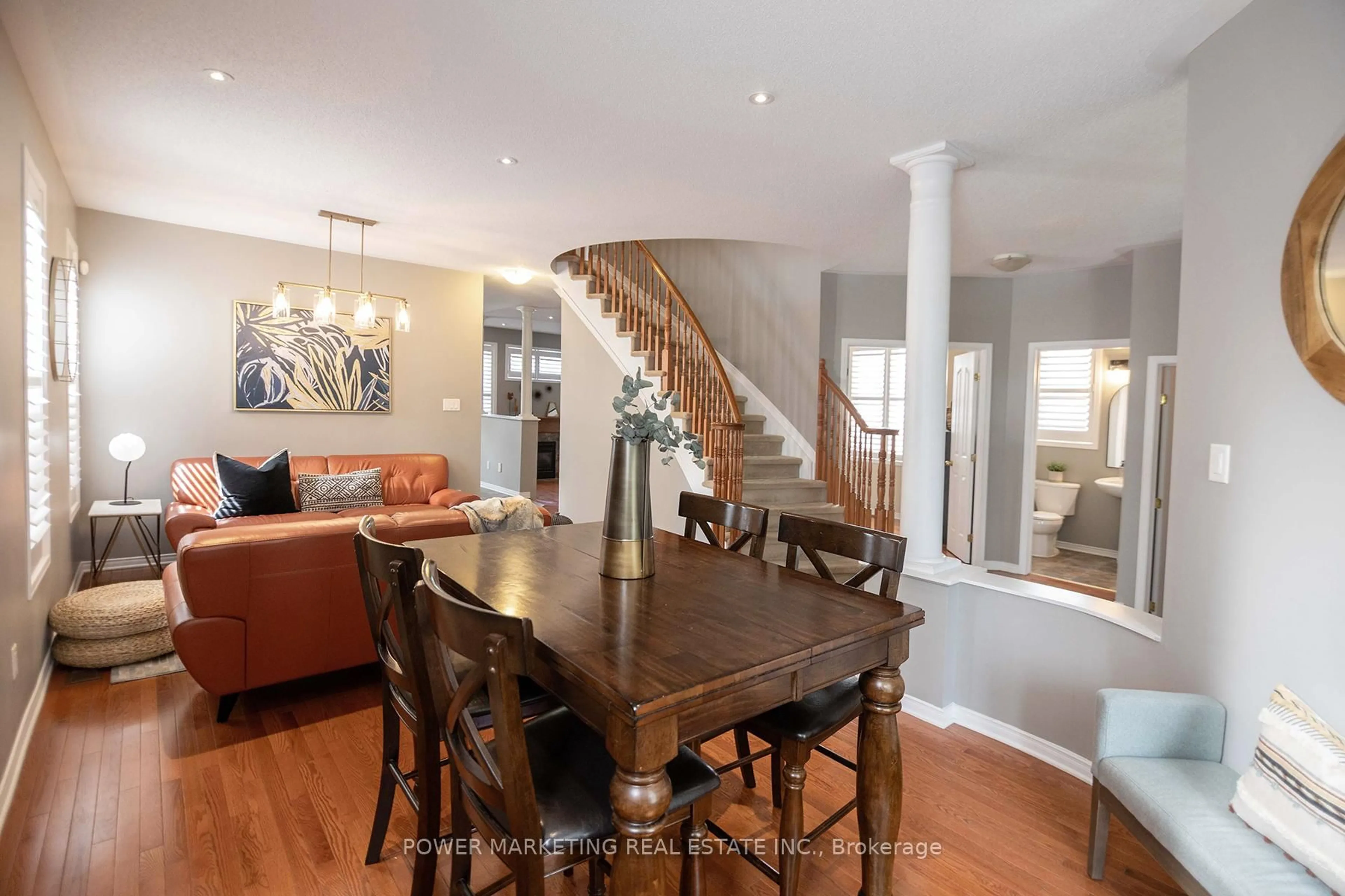 Unknown for 124 Strathcarron Cres, Ottawa Ontario K2K 0C7