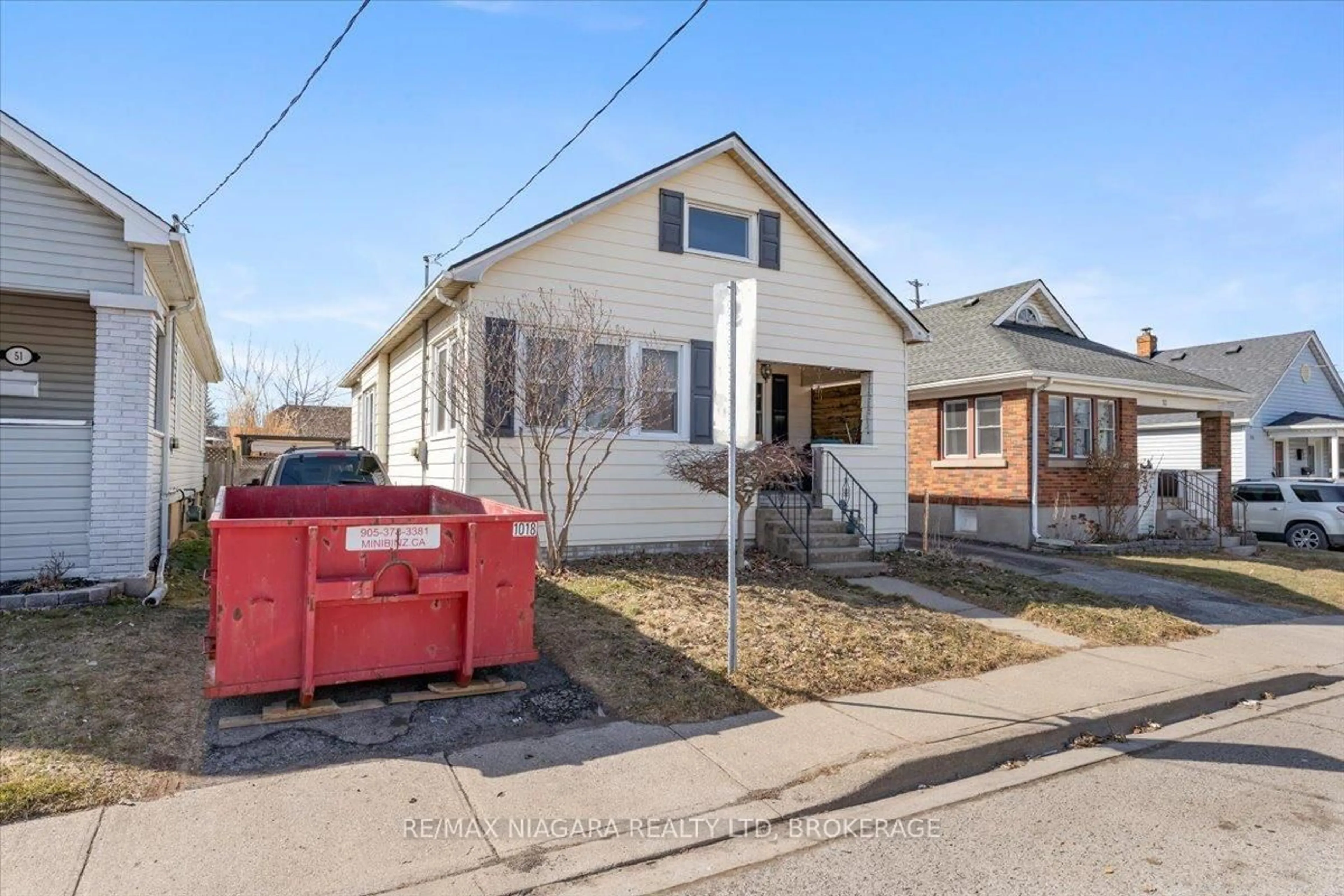 Home with brick exterior material, street for 53 Marquis St, St. Catharines Ontario L2R 4Y7
