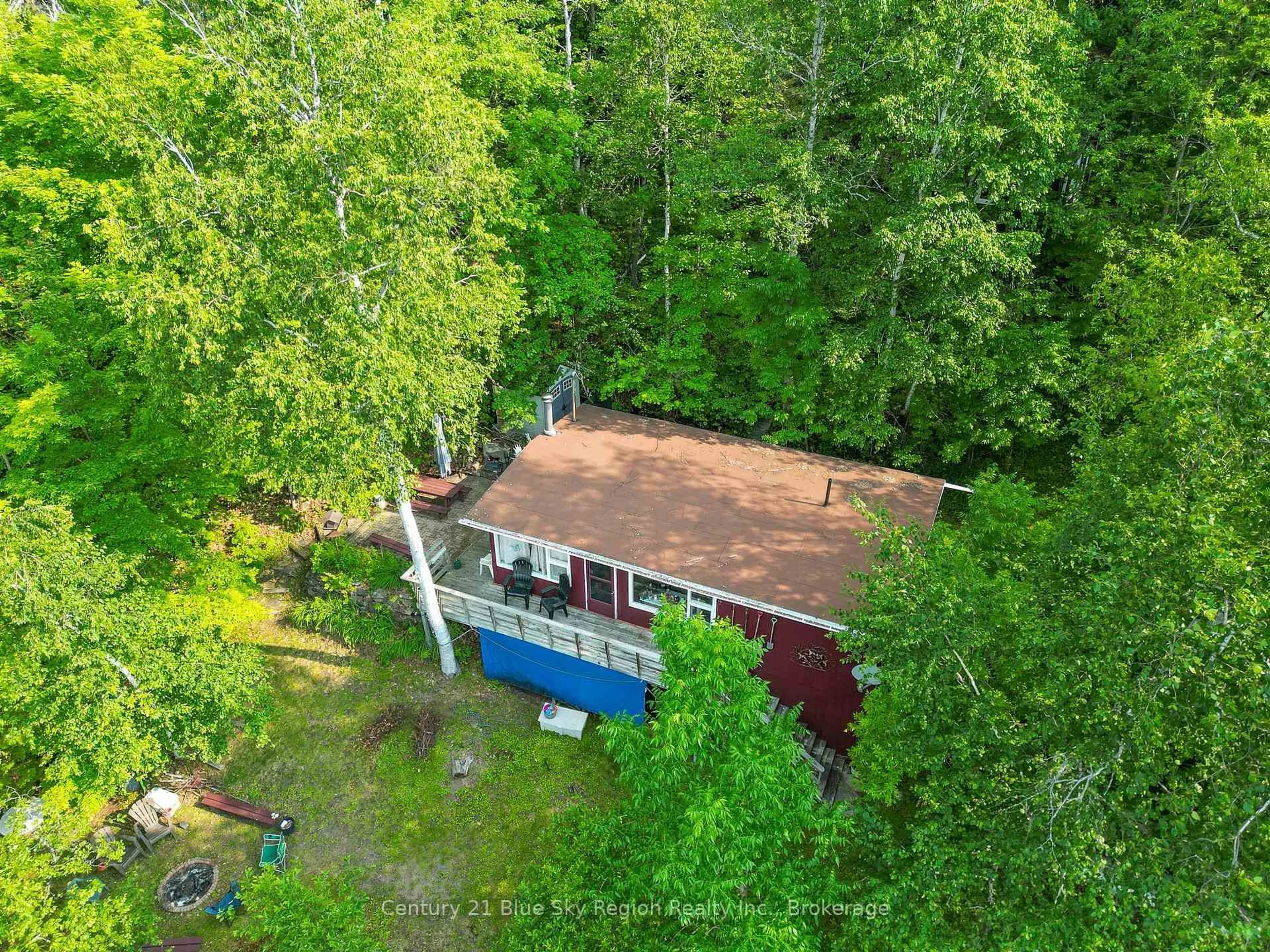 A pic from outside/outdoor area/front of a property/back of a property/a pic from drone, water/lake/river/ocean view for 1515 Northshore Rd, North Bay Ontario P1B 8G4