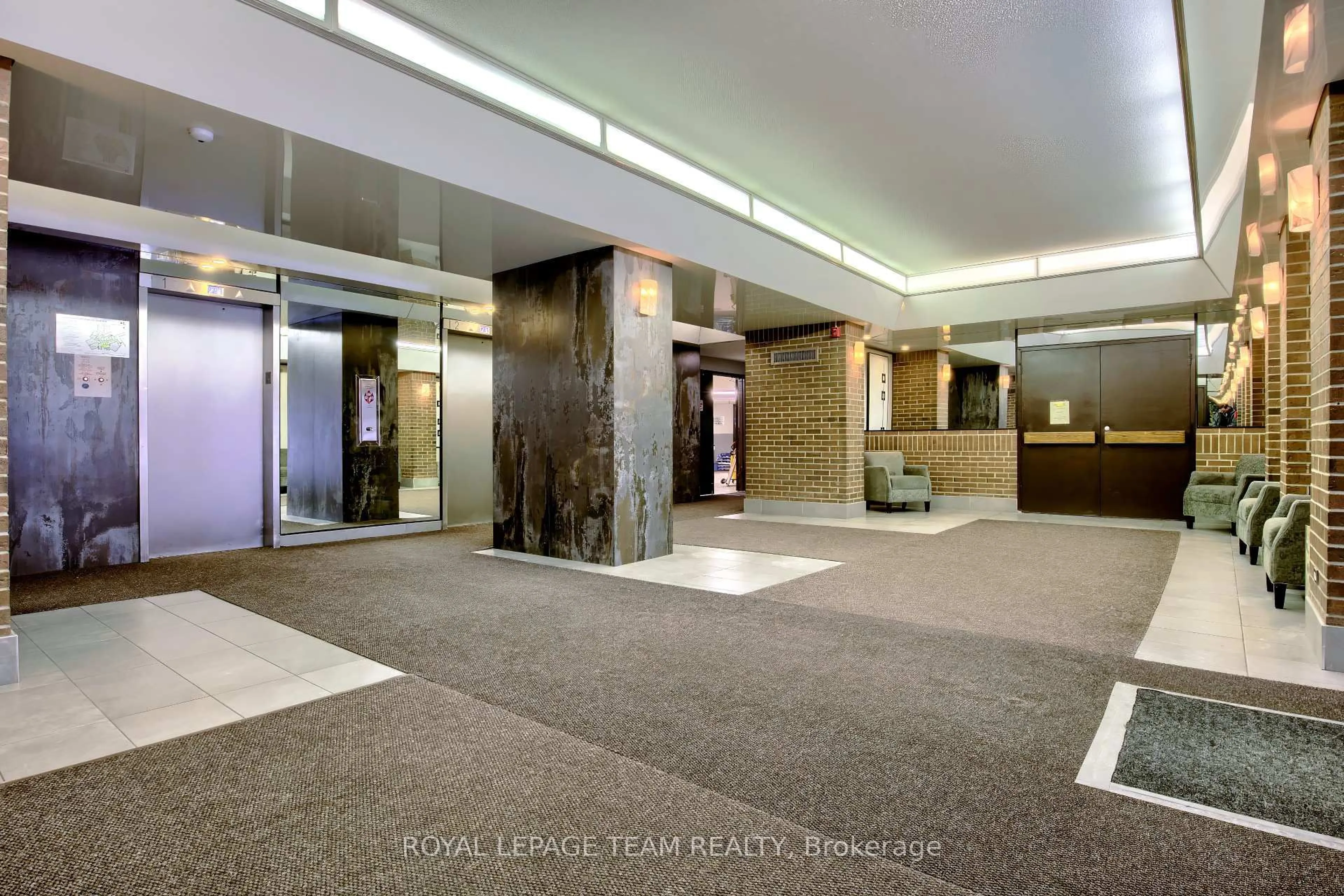 Lobby for 1380 Prince Of Wales Dr #2504, Ottawa Ontario K2C 3N5