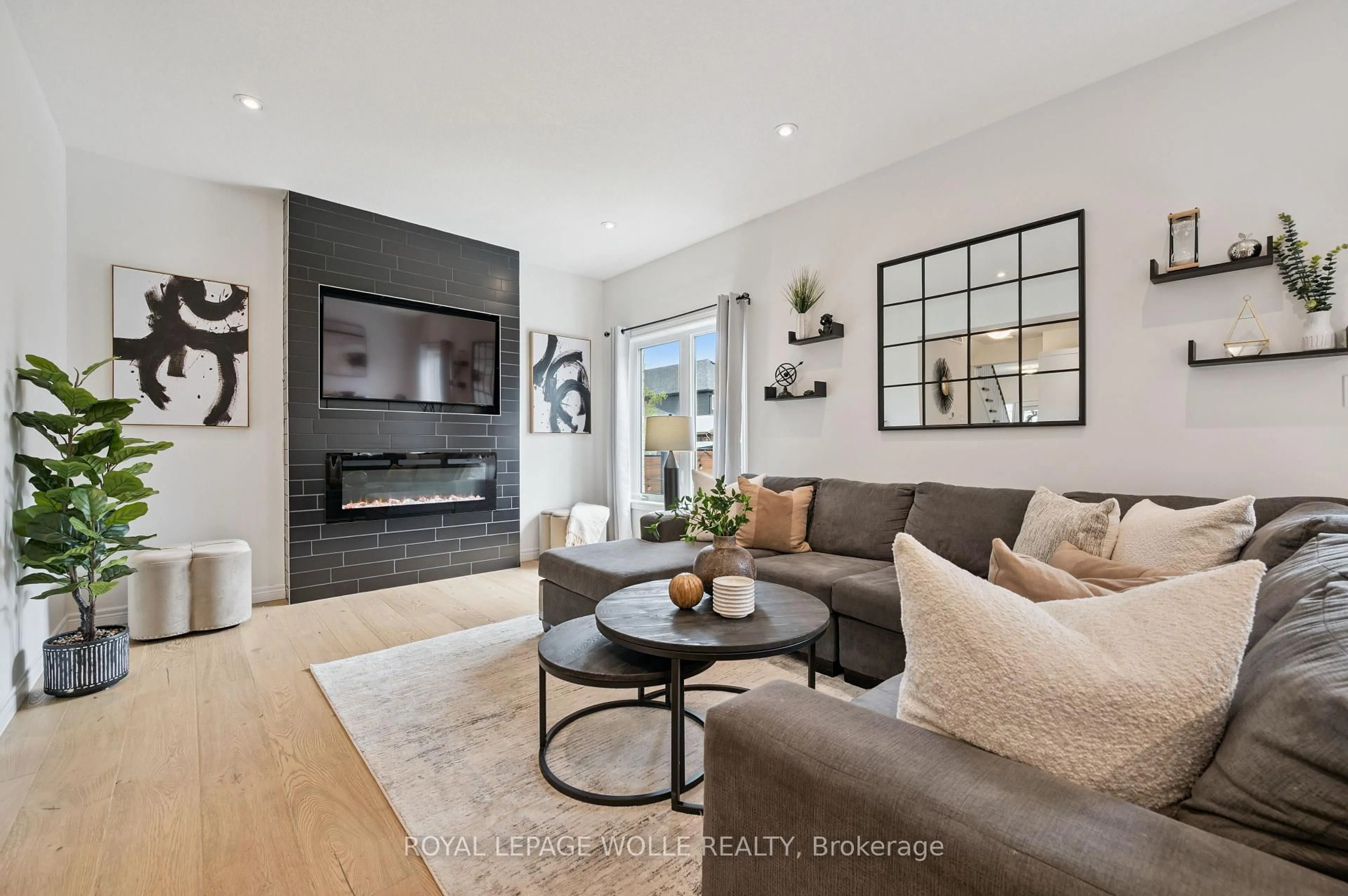 Living room with furniture, unknown for 15 Galena St, Wellesley Ontario N0B 2T0
