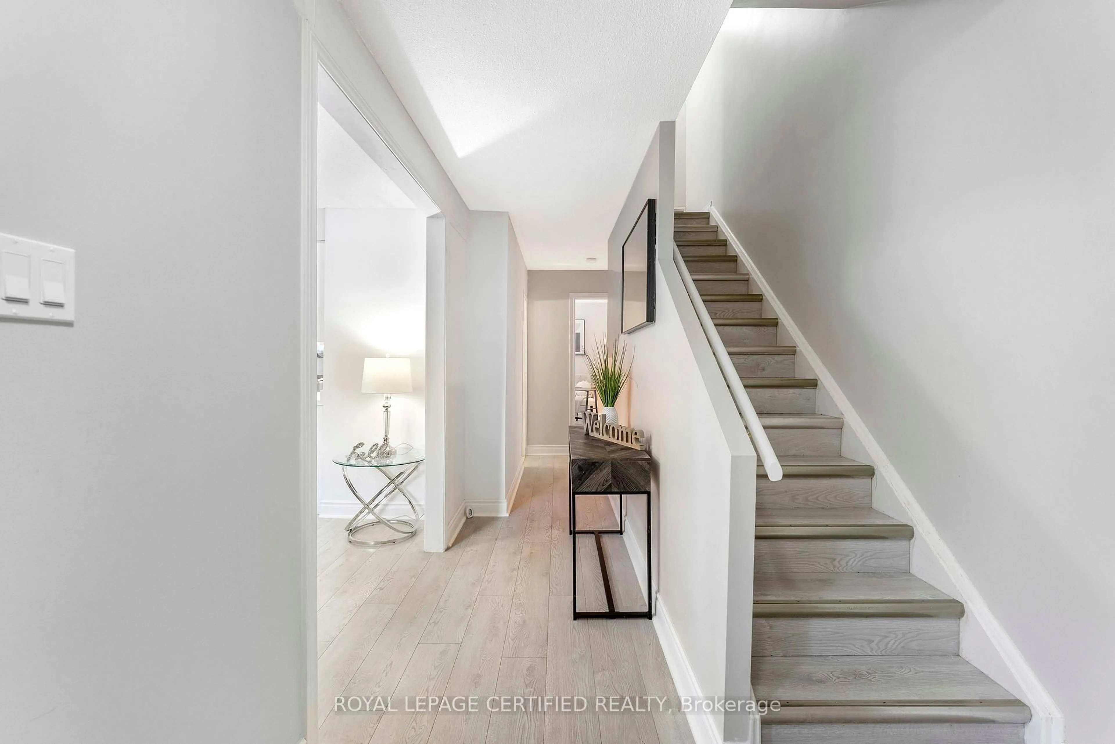 Indoor entryway for 405 Keats Way #2, Waterloo Ontario N2L 5S7