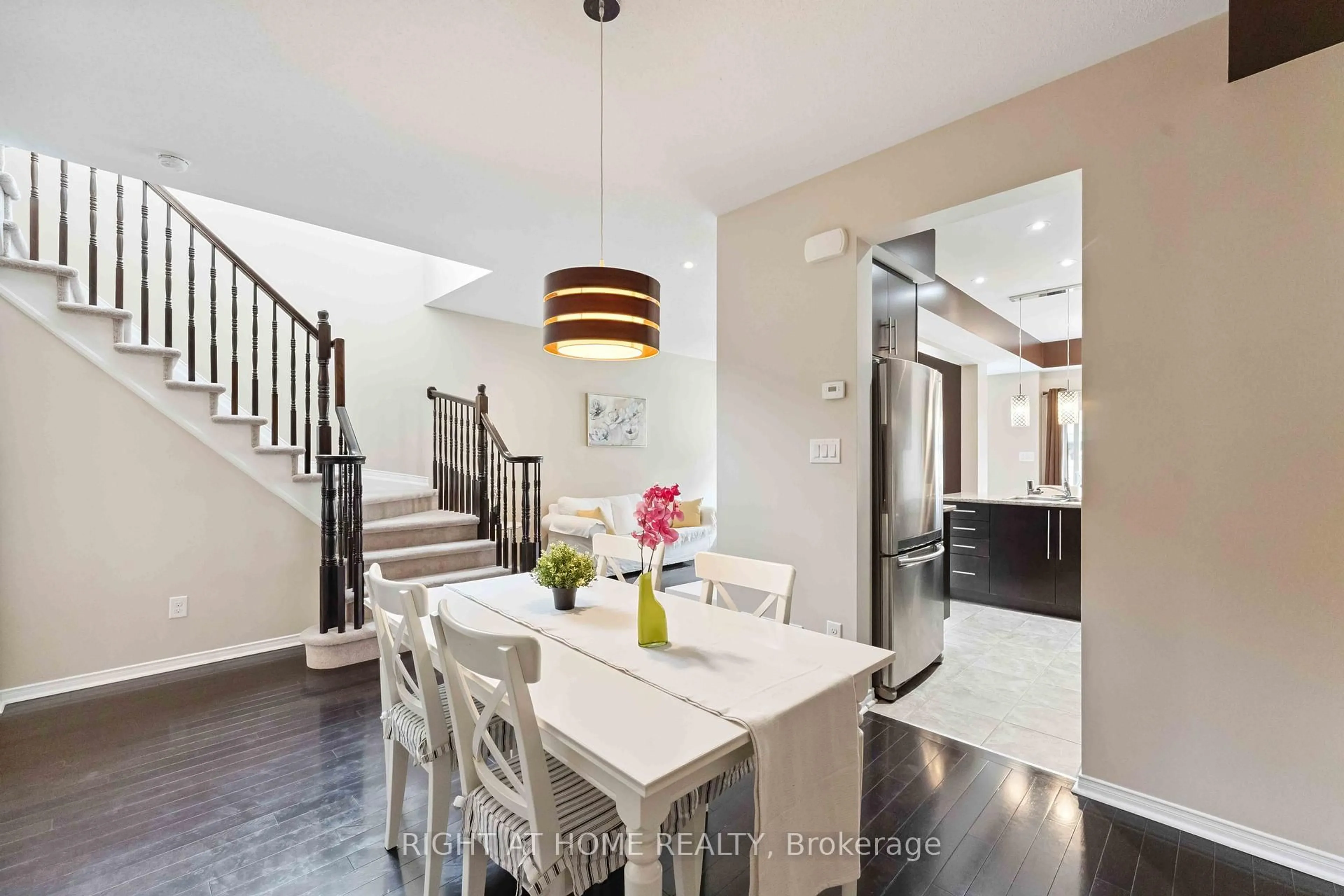 Open concept kitchen, unknown for 905 Caldermill Private, Ottawa Ontario K2J 0Z8