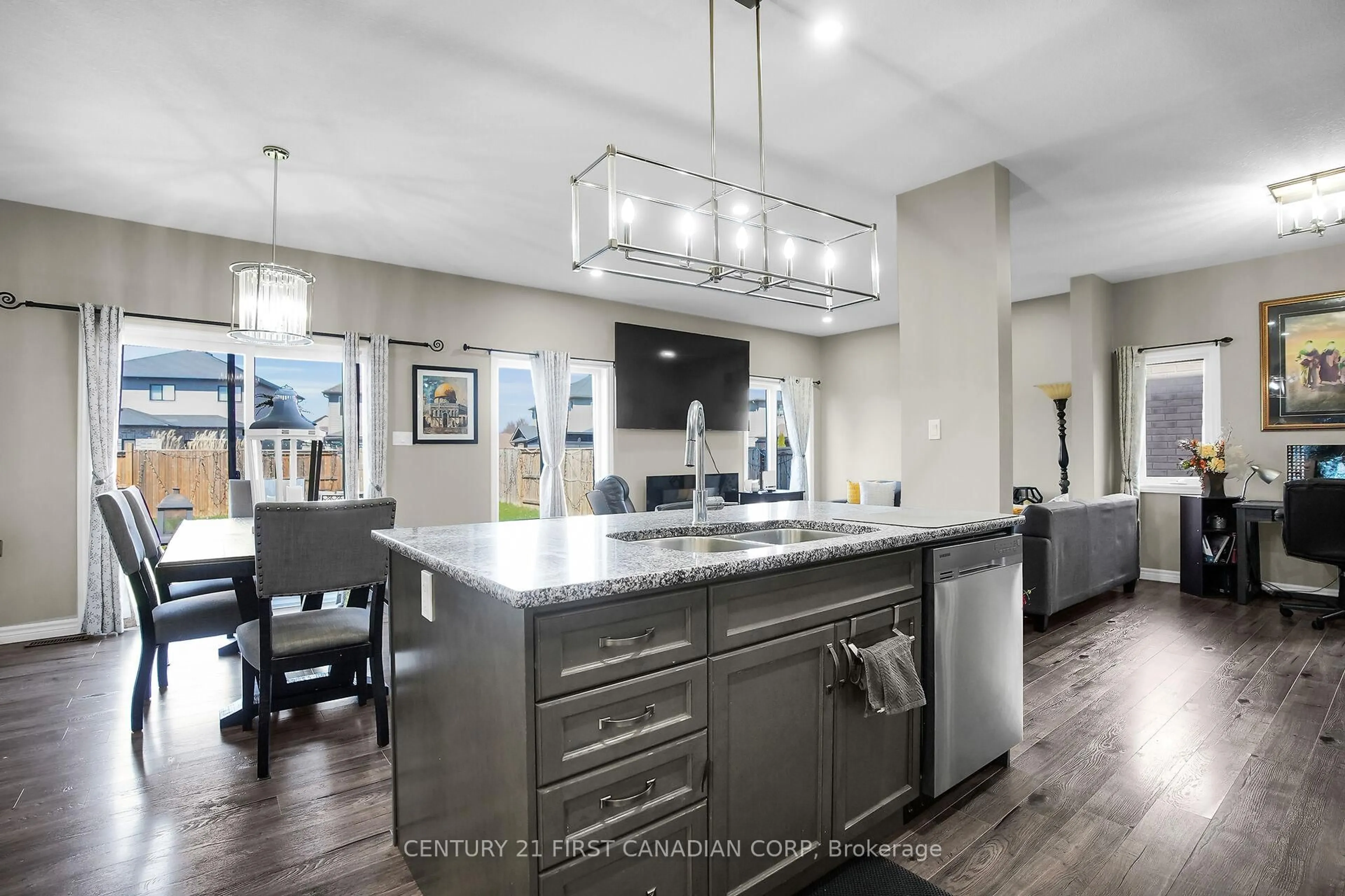 Open concept kitchen, unknown for 1249 Sandbar St, London North Ontario N6G 0Y3