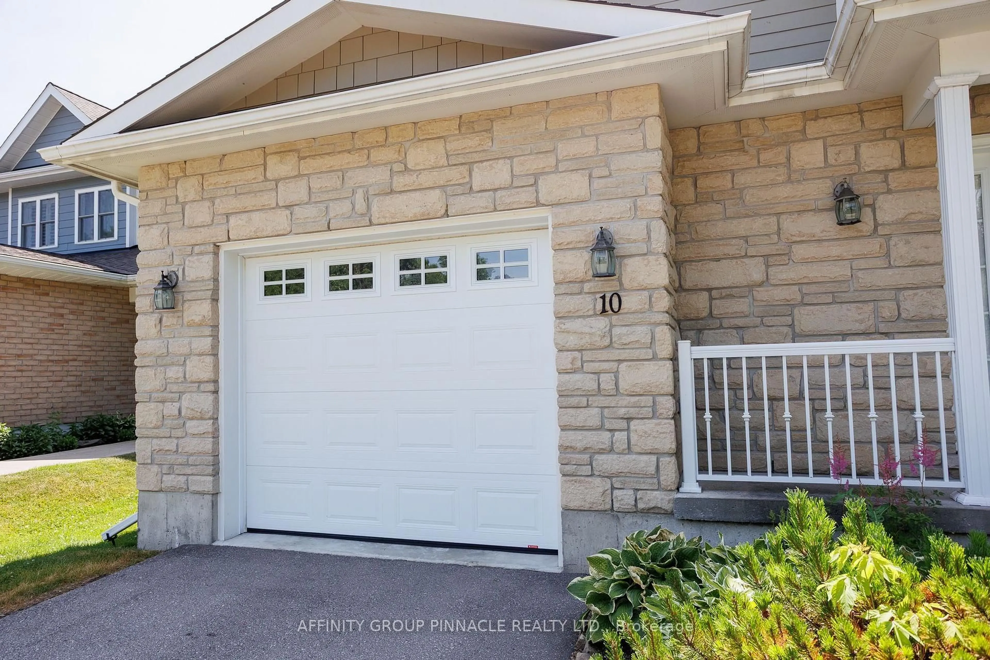 Unknown for 10 Deane St, Kawartha Lakes Ontario K0M 1N0