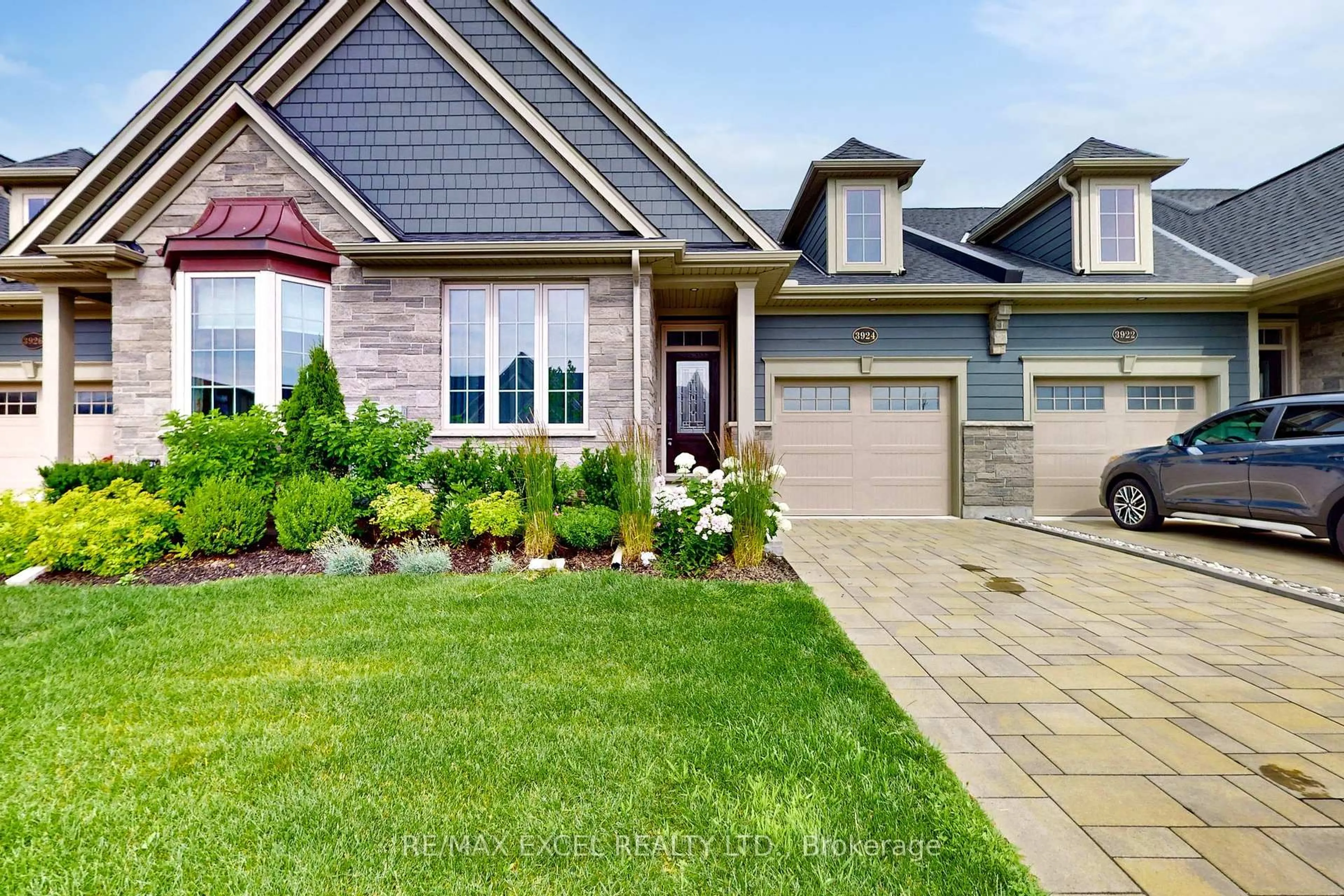Home with brick exterior material, street for 3924 Mitchell Cres, Fort Erie Ontario L0S 1S0