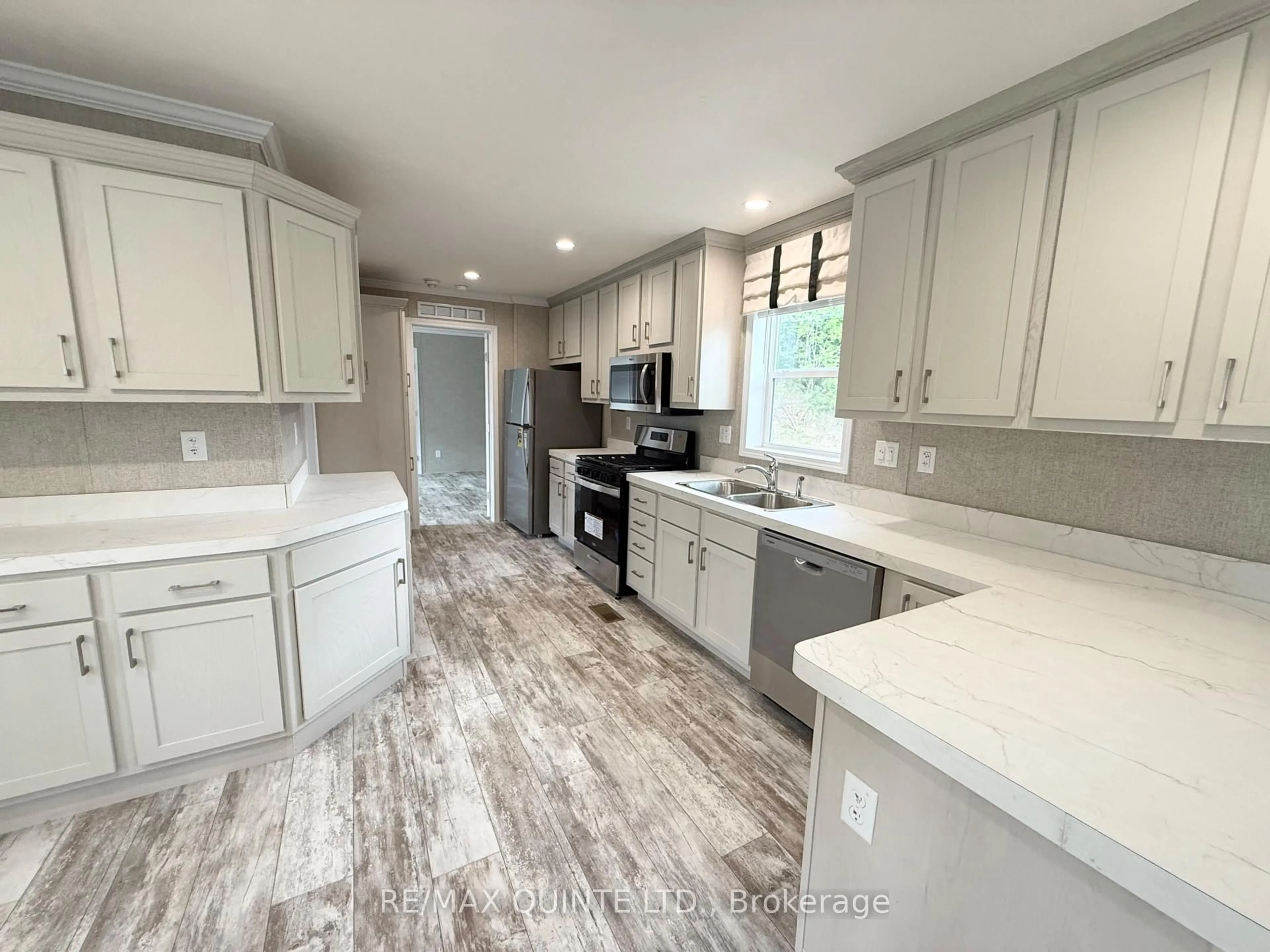 Open concept kitchen, ceramic/tile floor for 32 Byers Lane, Tweed Ontario K0K 3J0