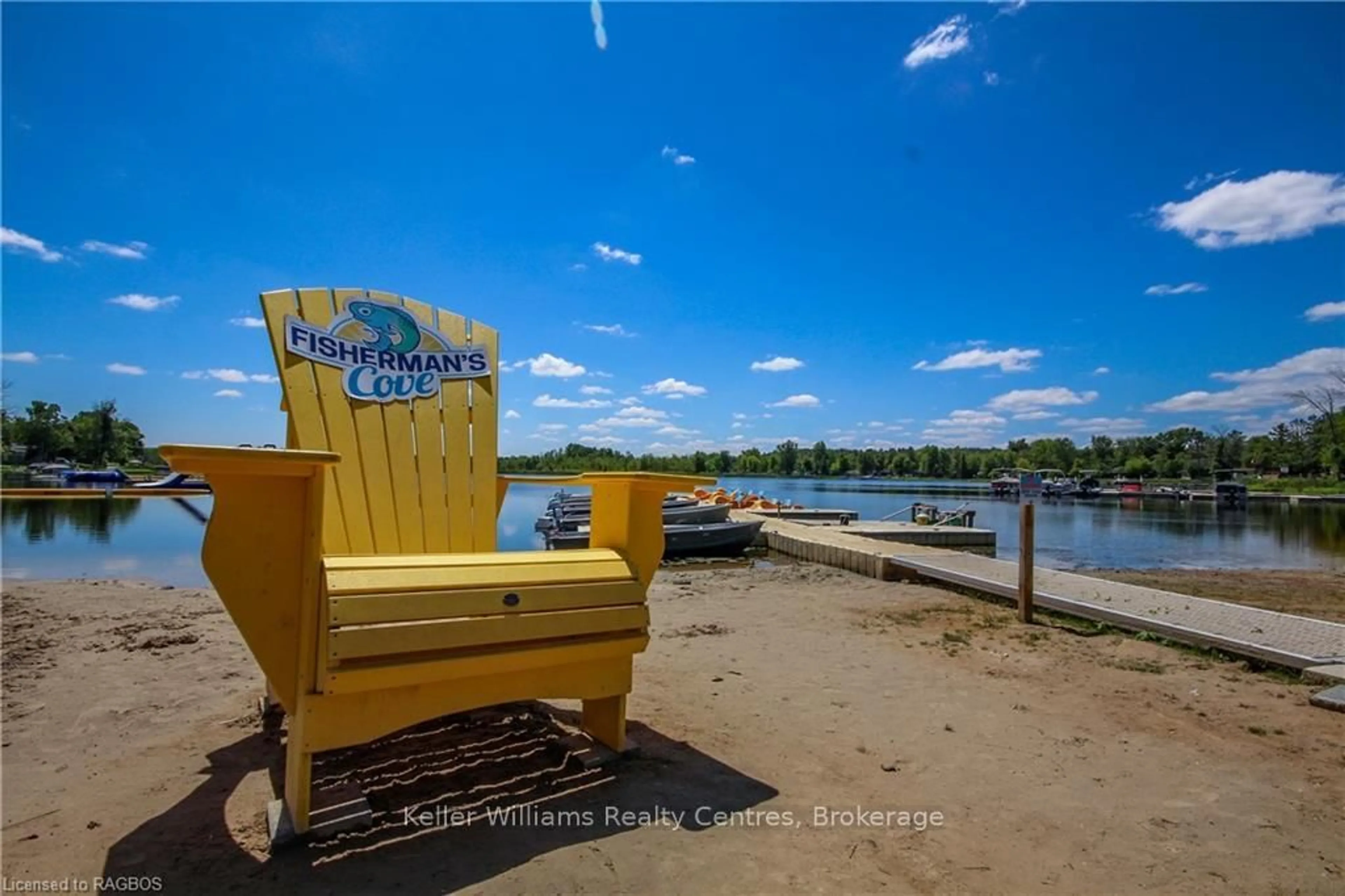 Patio, water/lake/river/ocean view for 13 SOUTHLINE Ave #M44, Huron-Kinloss Ontario N0G 2B0