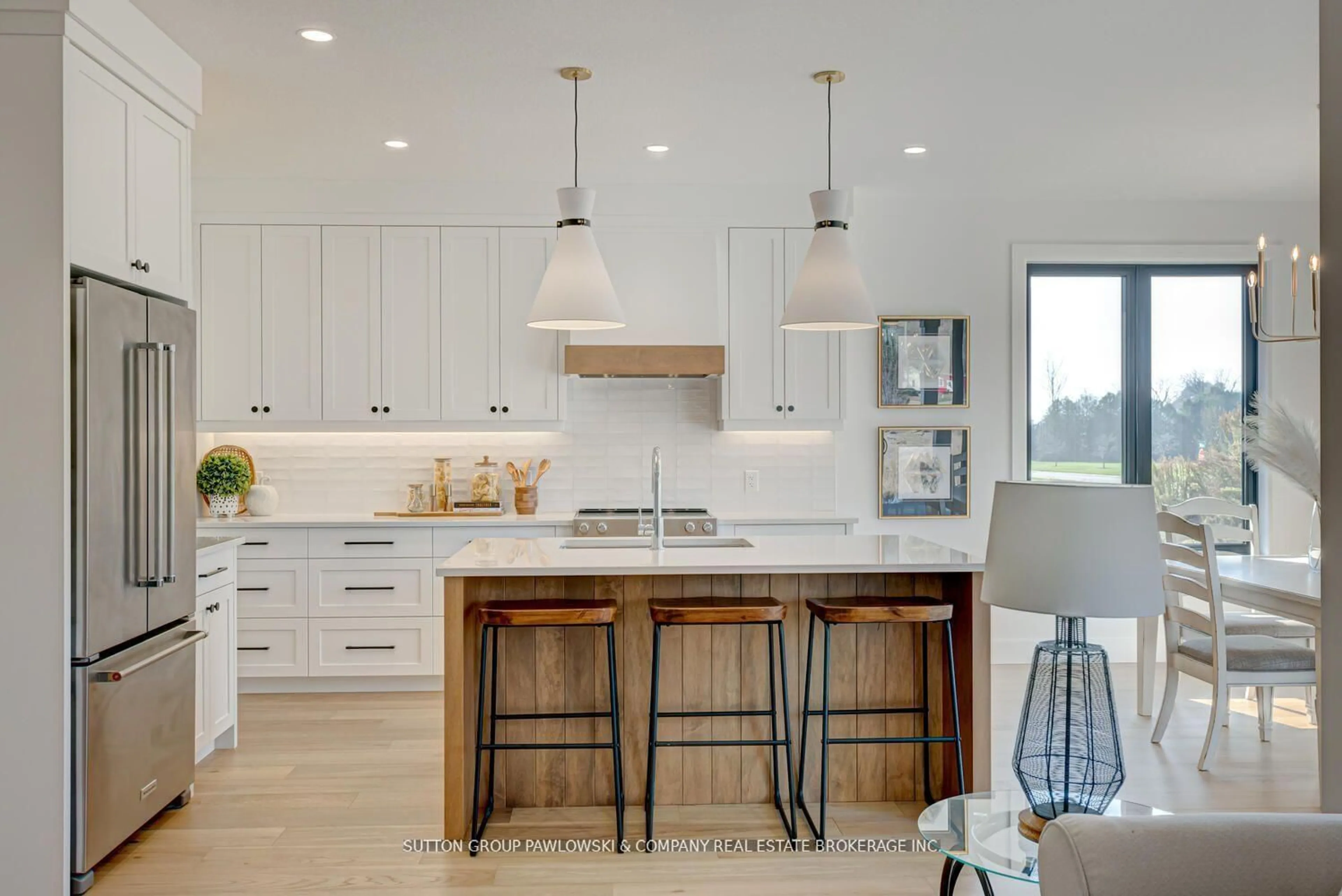 Contemporary kitchen, unknown for 194 TIMBERWALK Tr #LOT #17, Middlesex Centre Ontario N0M 2A0