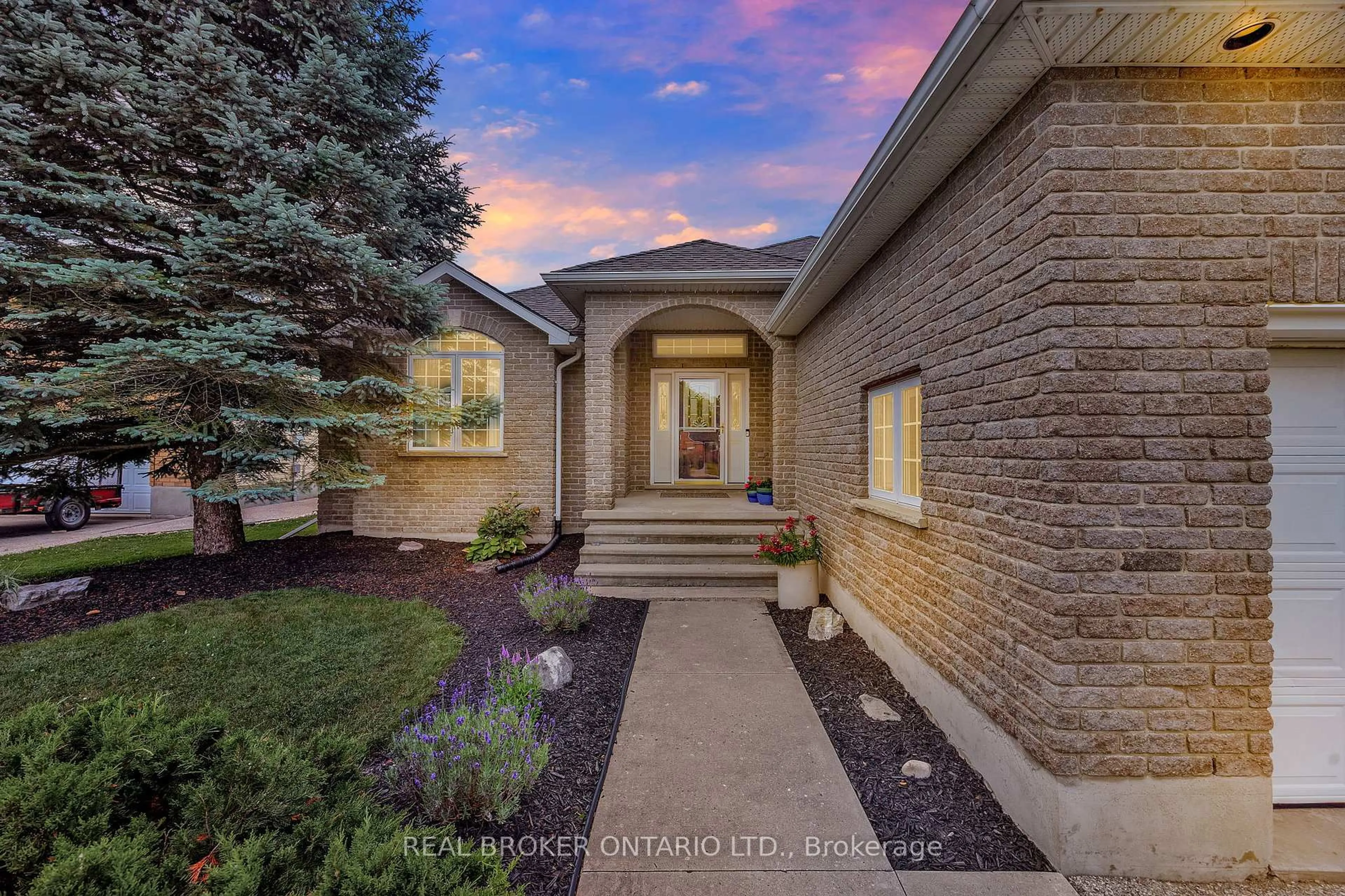 Home with brick exterior material, street for 19 Zoeger Crt, Wellesley Ontario N0B 2T0