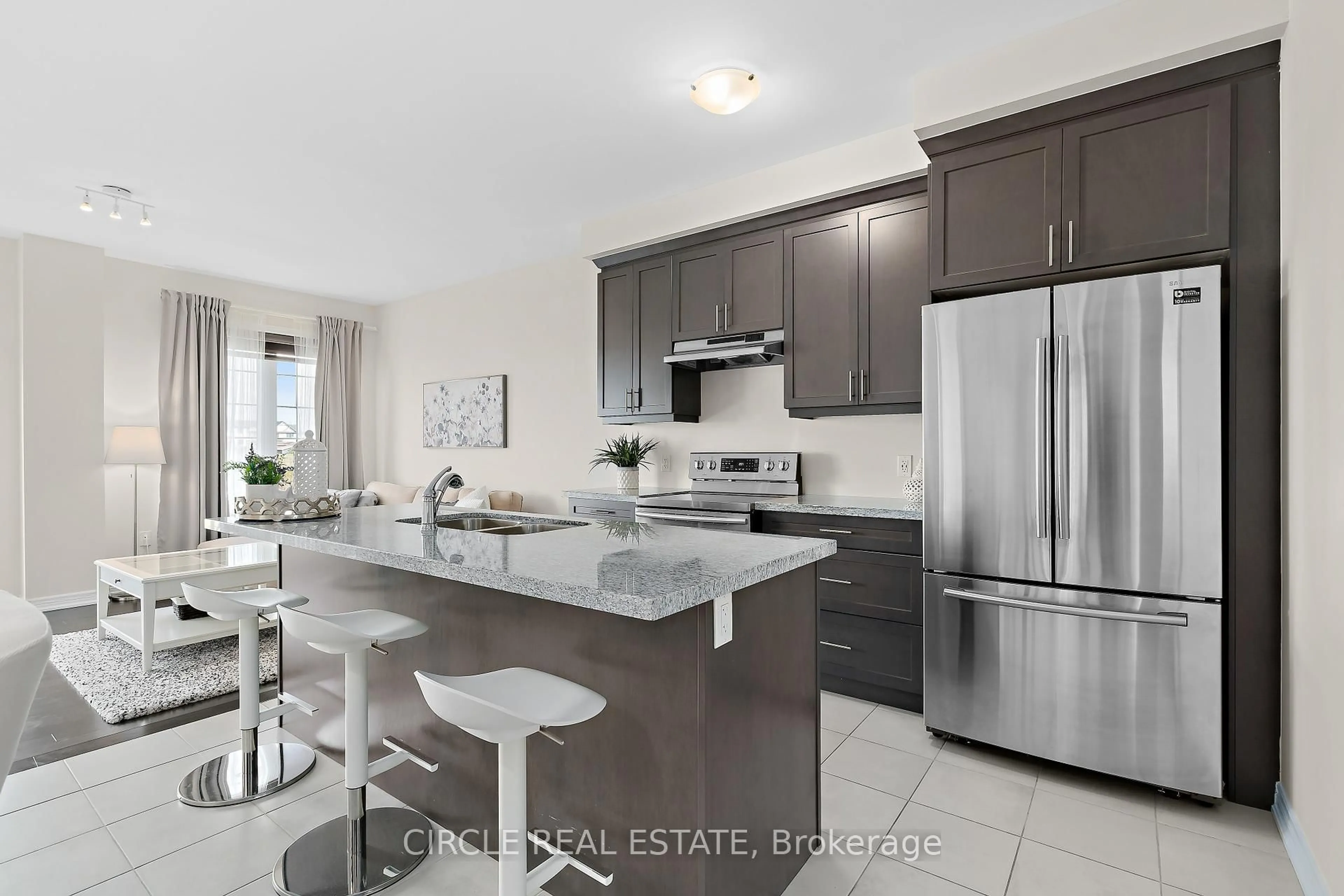 Open concept kitchen, ceramic/tile floor for 66 Heming Tr, Hamilton Ontario L9K 0J8